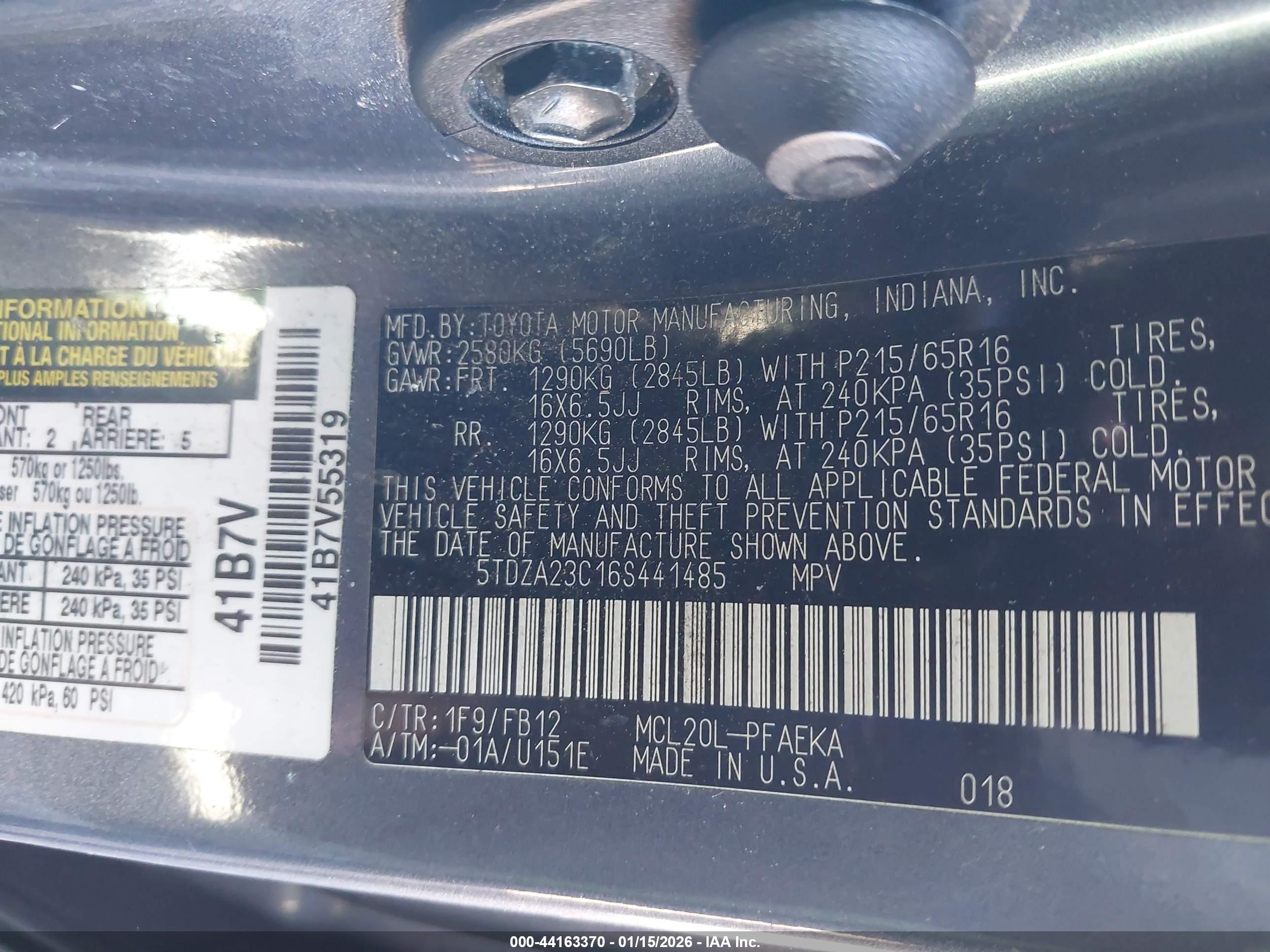 TOYOTA SIENNA image 9