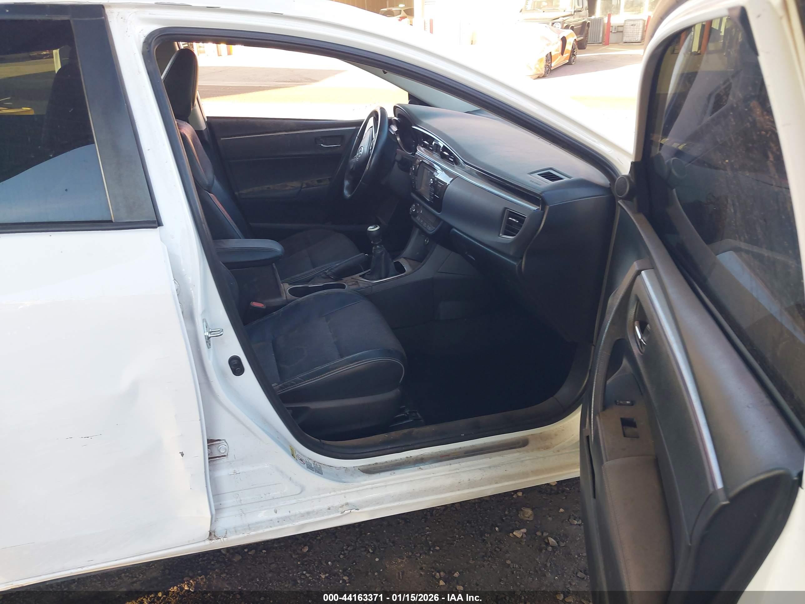 TOYOTA COROLLA image 5