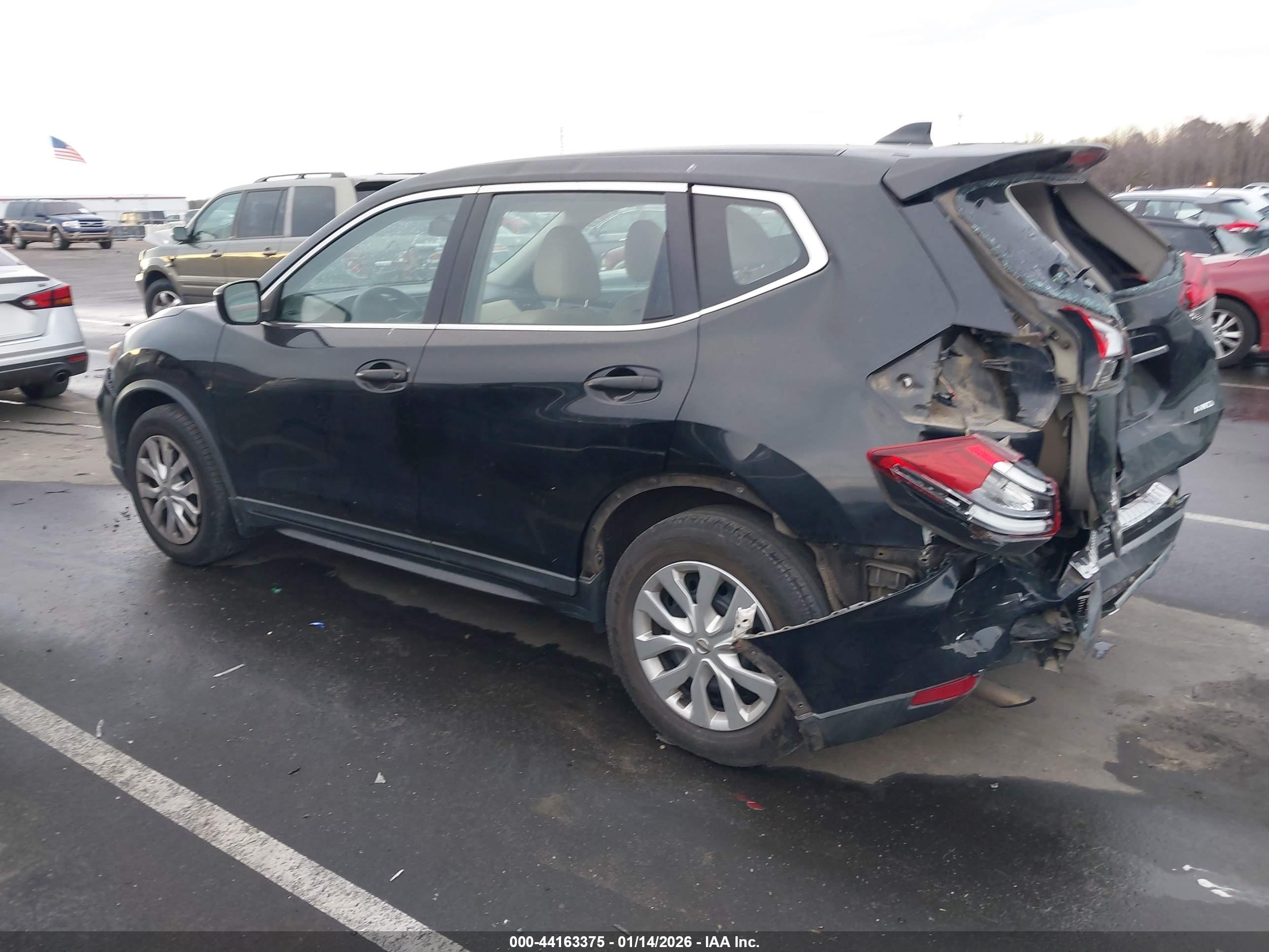 NISSAN ROGUE image 3