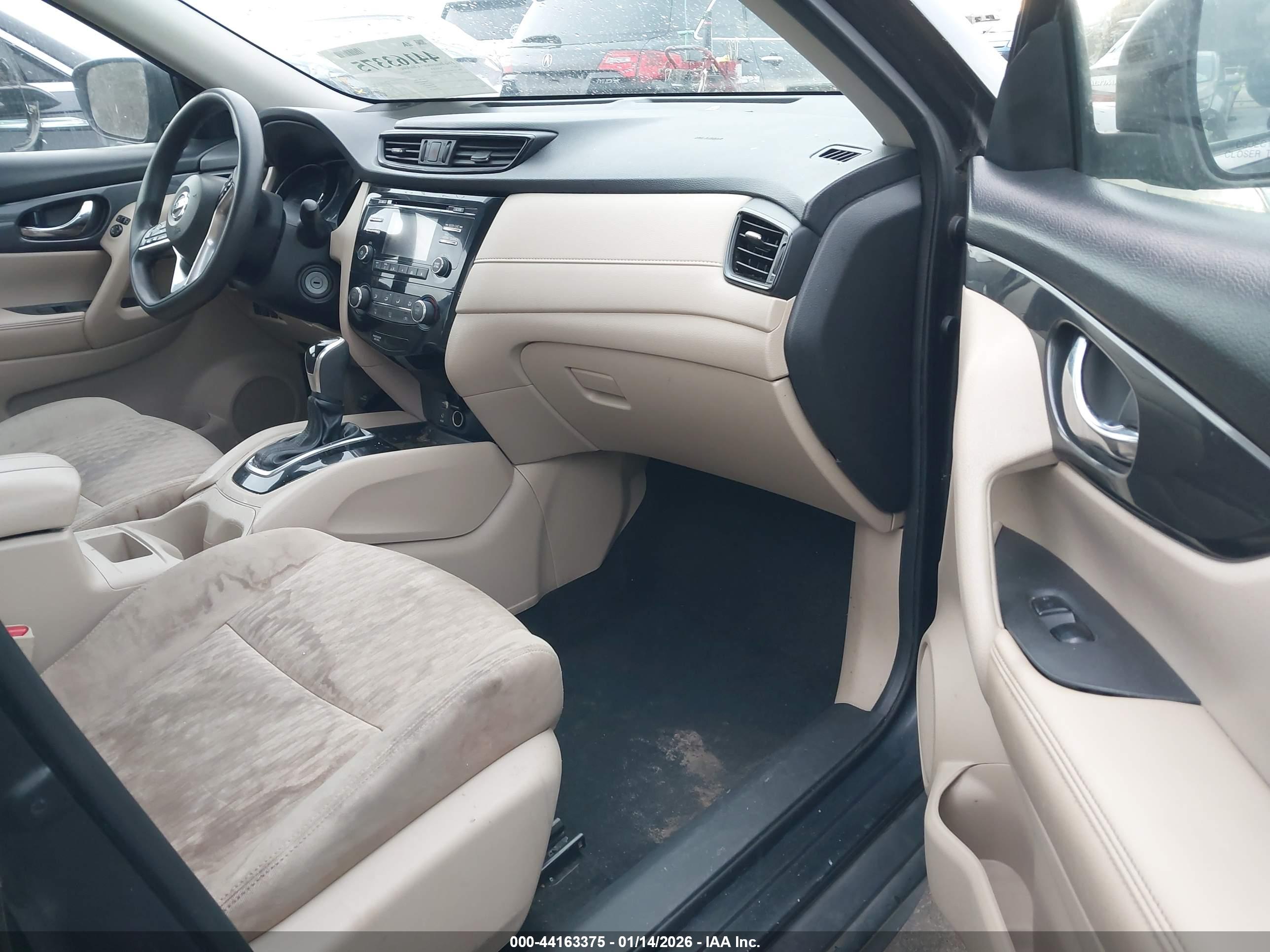 NISSAN ROGUE image 5