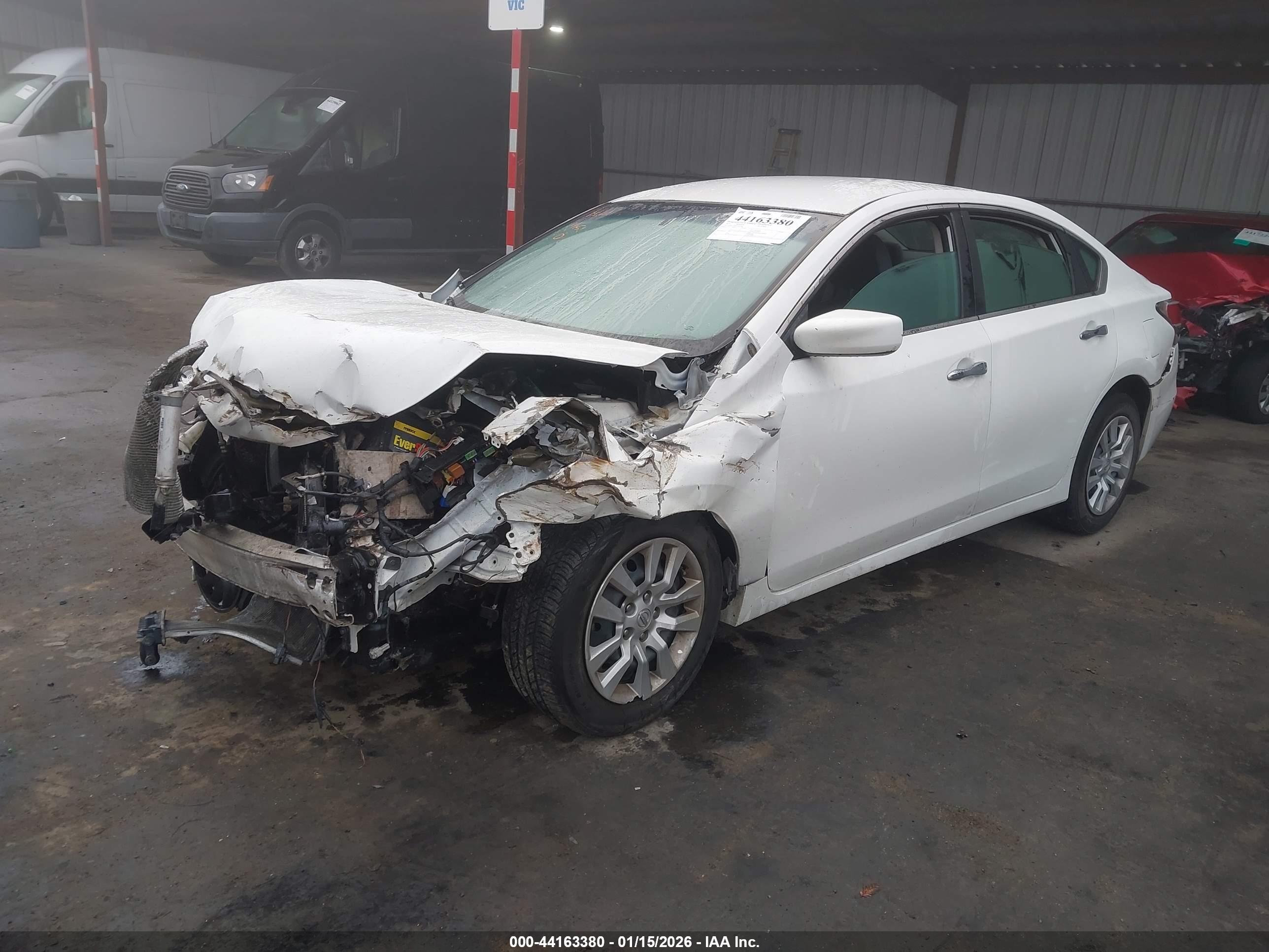 NISSAN ALTIMA image 2