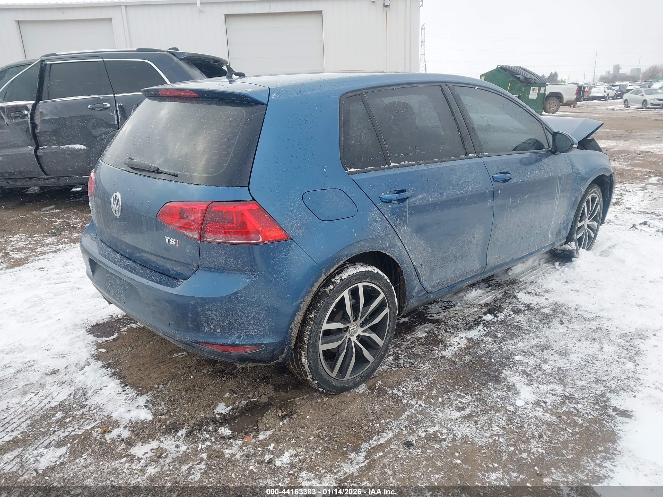 VOLKSWAGEN GOLF image 4