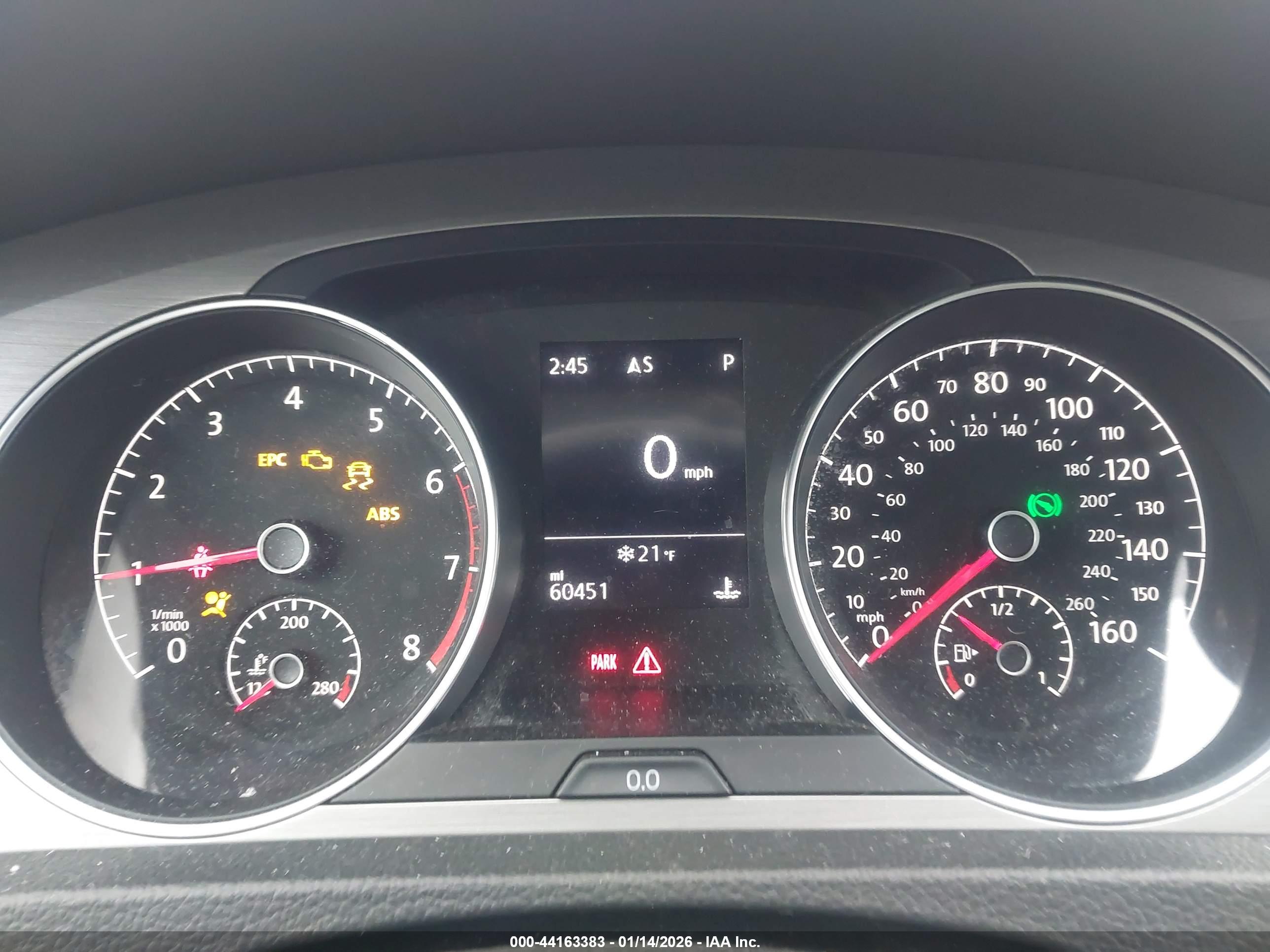 VOLKSWAGEN GOLF image 7