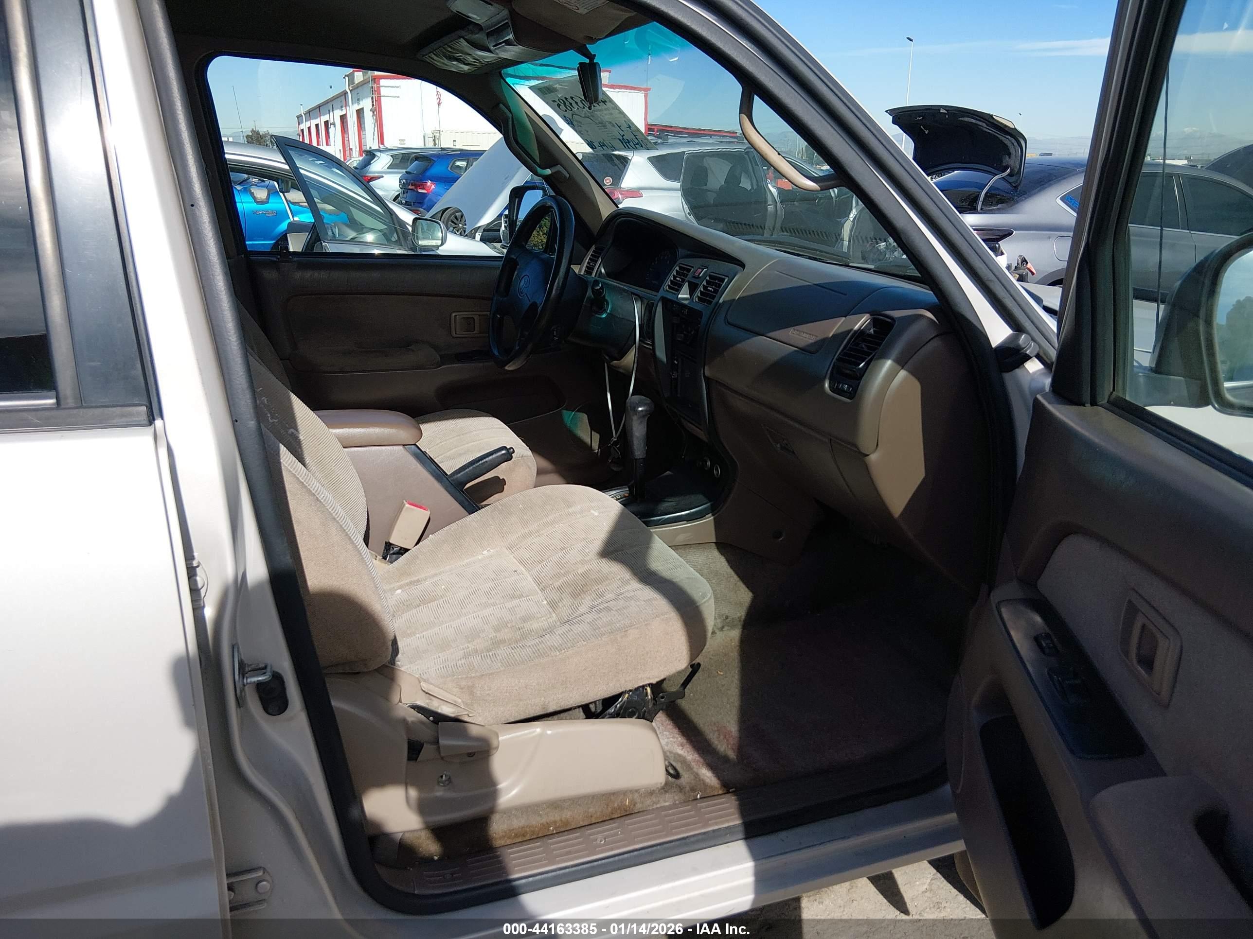 TOYOTA 4RUNNER image 5