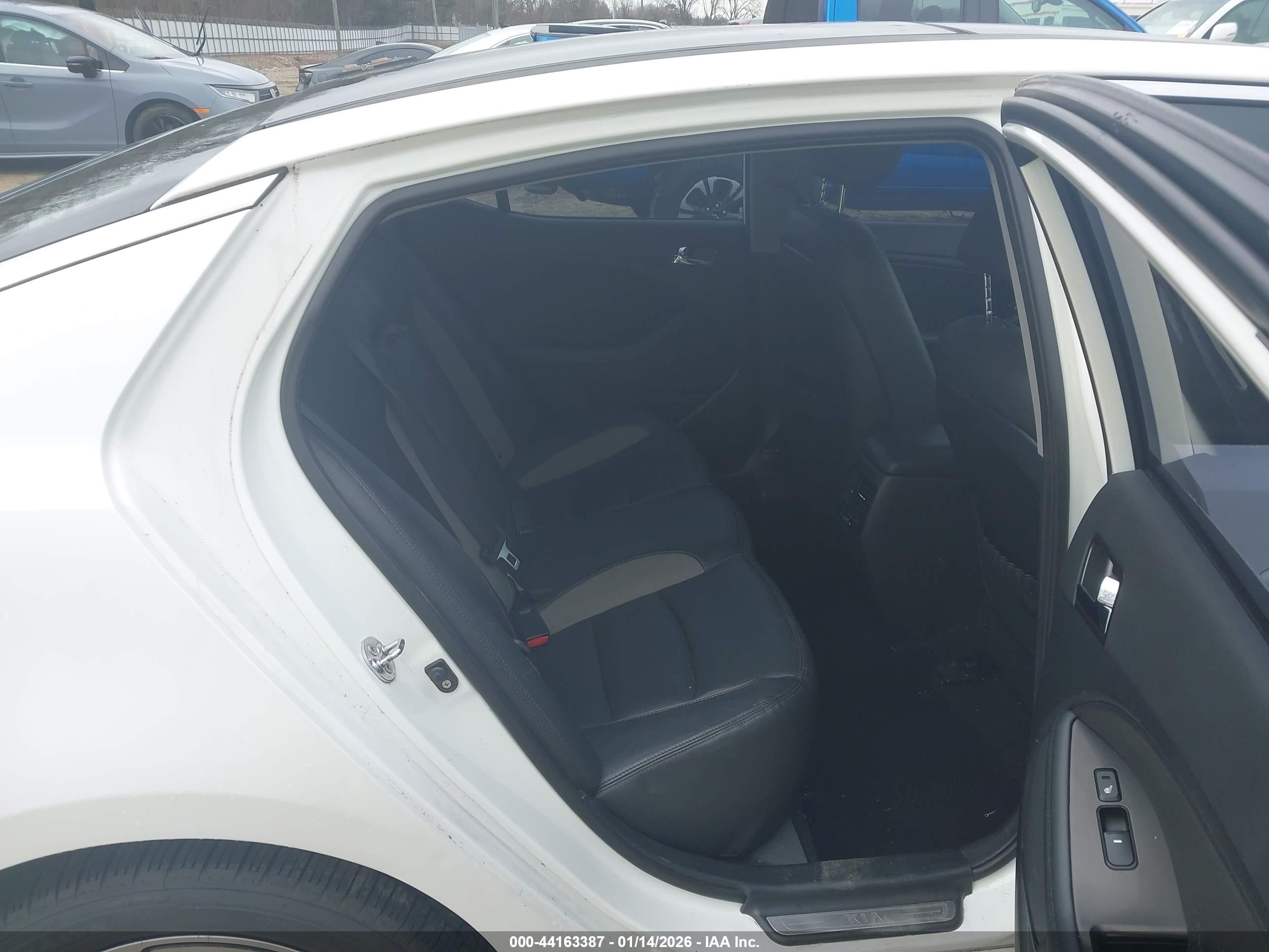 KIA OPTIMA image 8