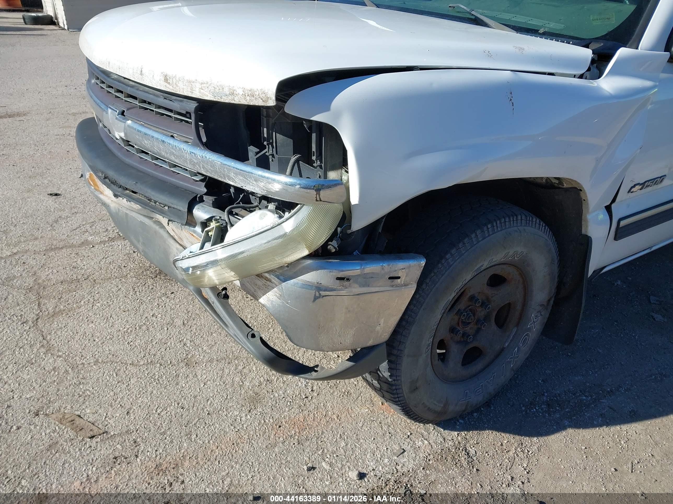 CHEVROLET SILVERADO image 6