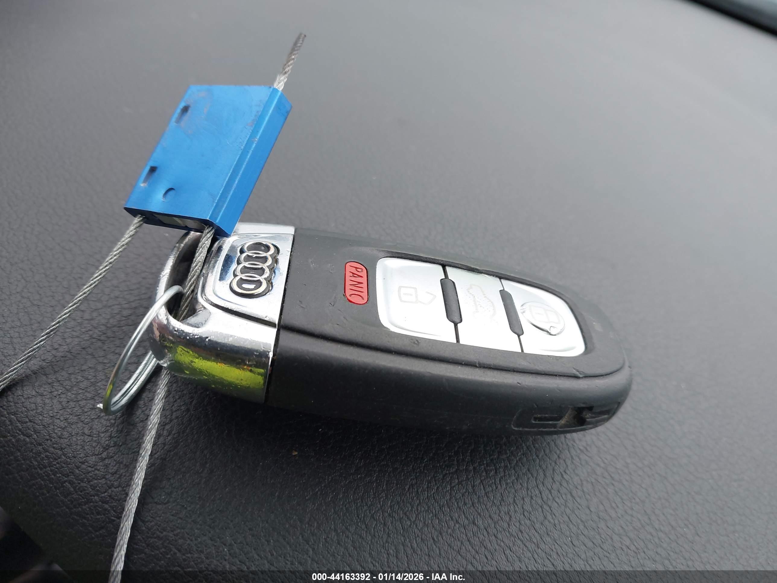 AUDI A4 image 11