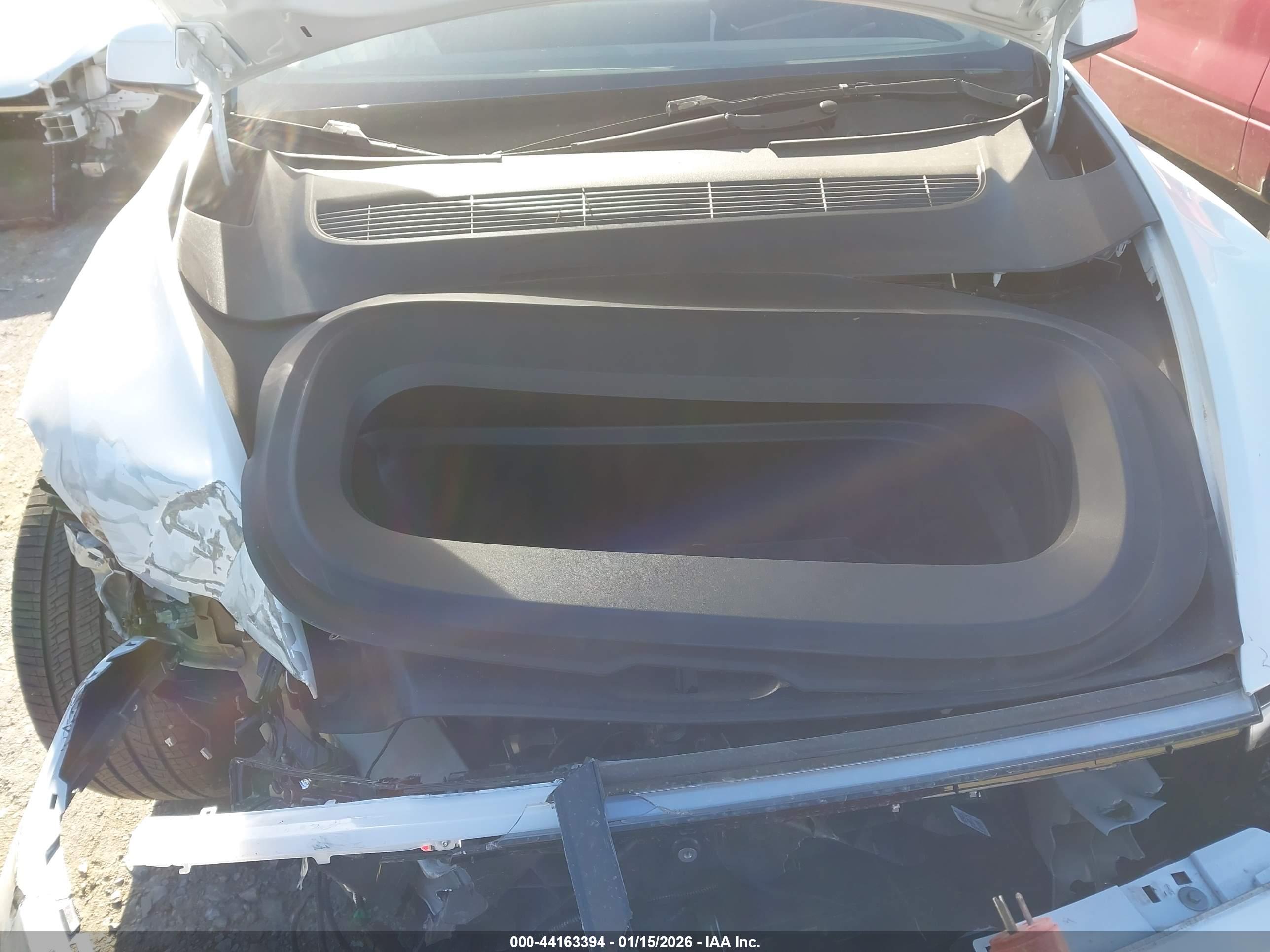 TESLA MODEL image 10
