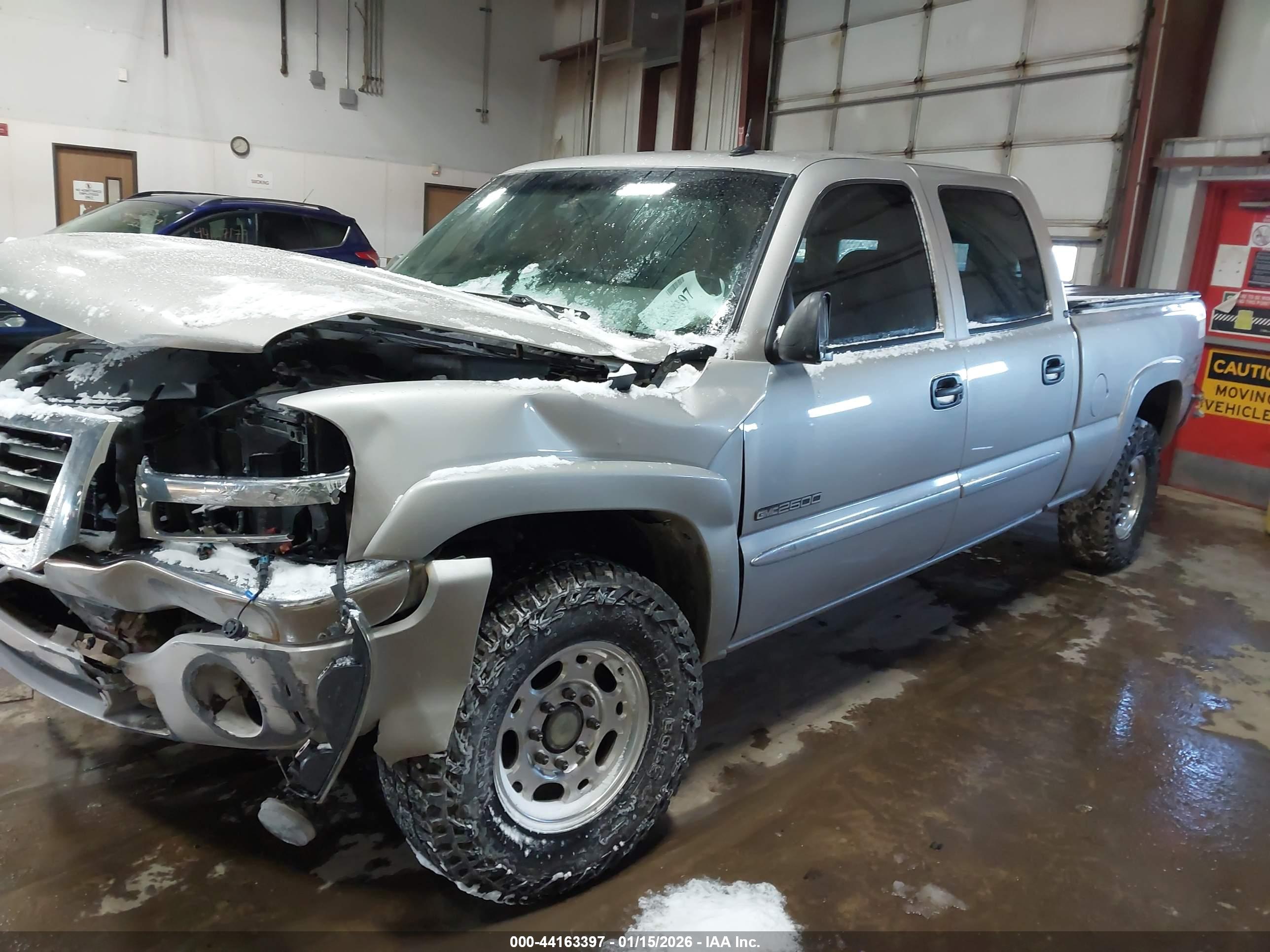 GMC SIERRA image 2