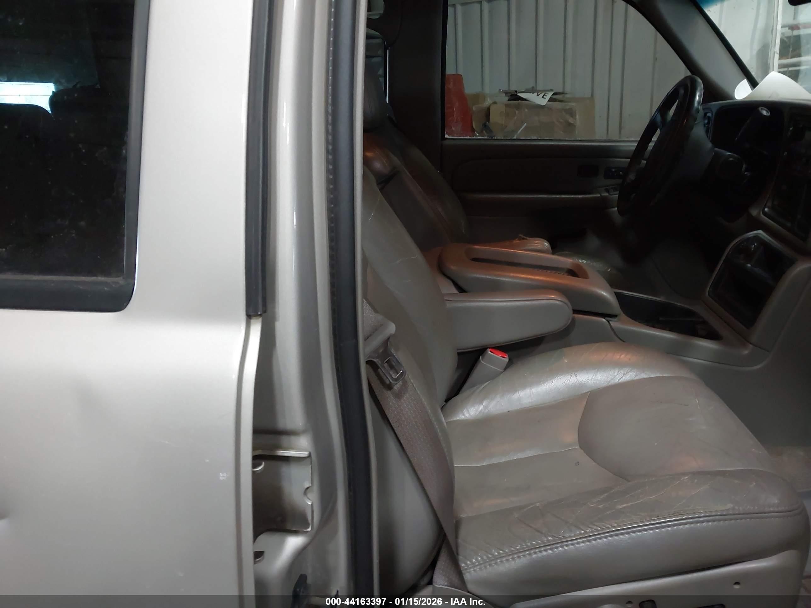 GMC SIERRA image 5