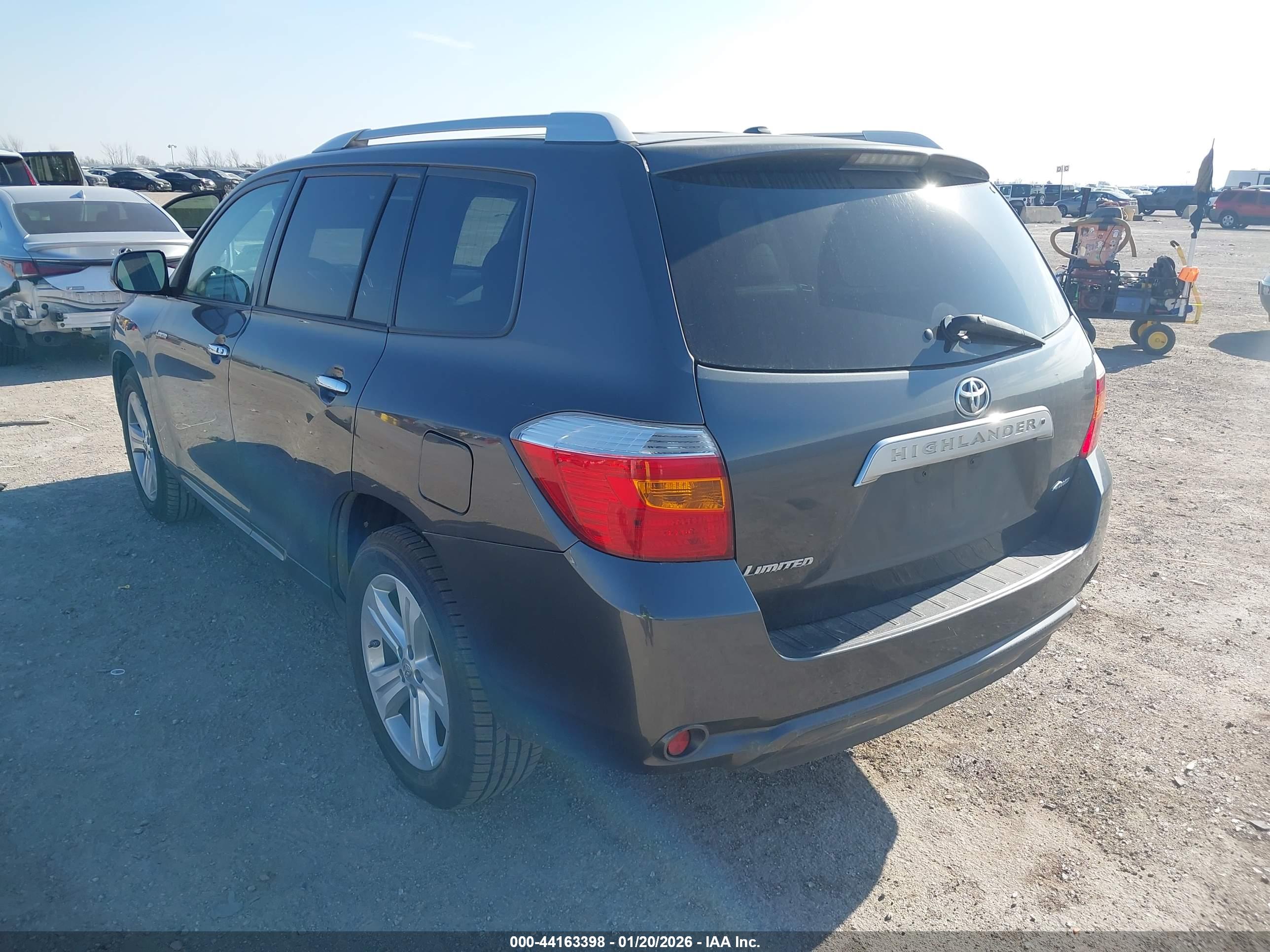 TOYOTA HIGHLANDER image 3