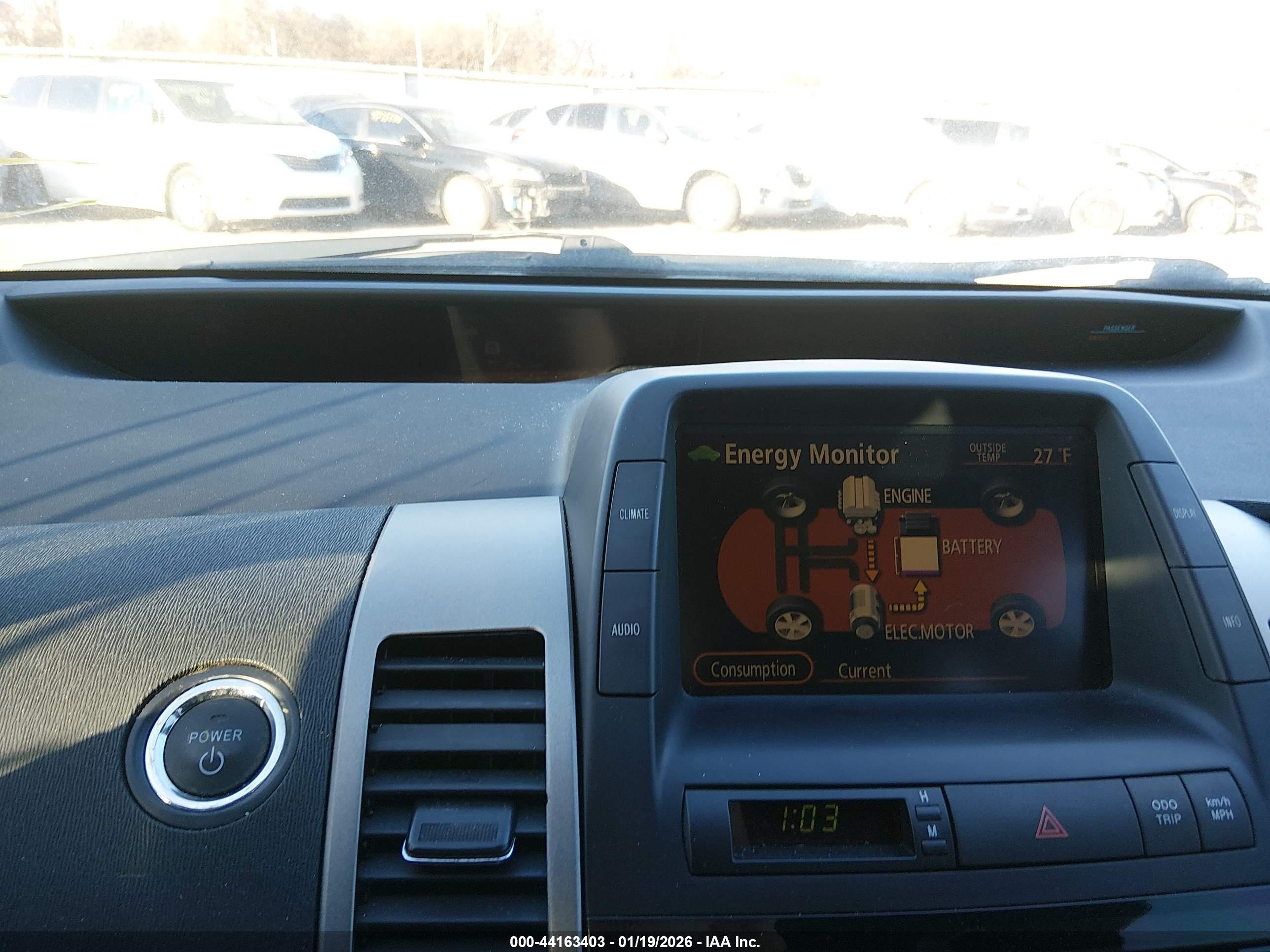 TOYOTA PRIUS image 7