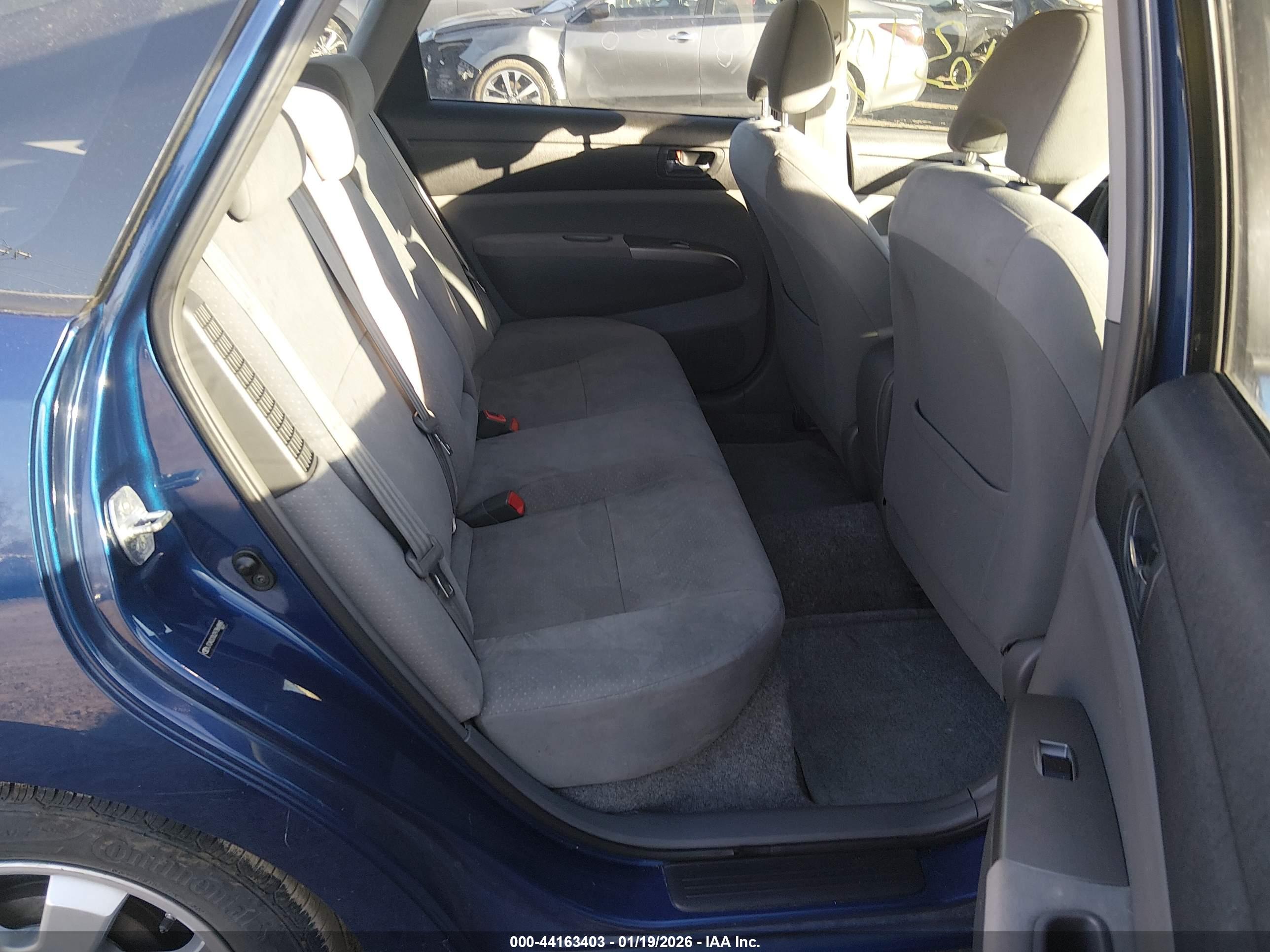 TOYOTA PRIUS image 8