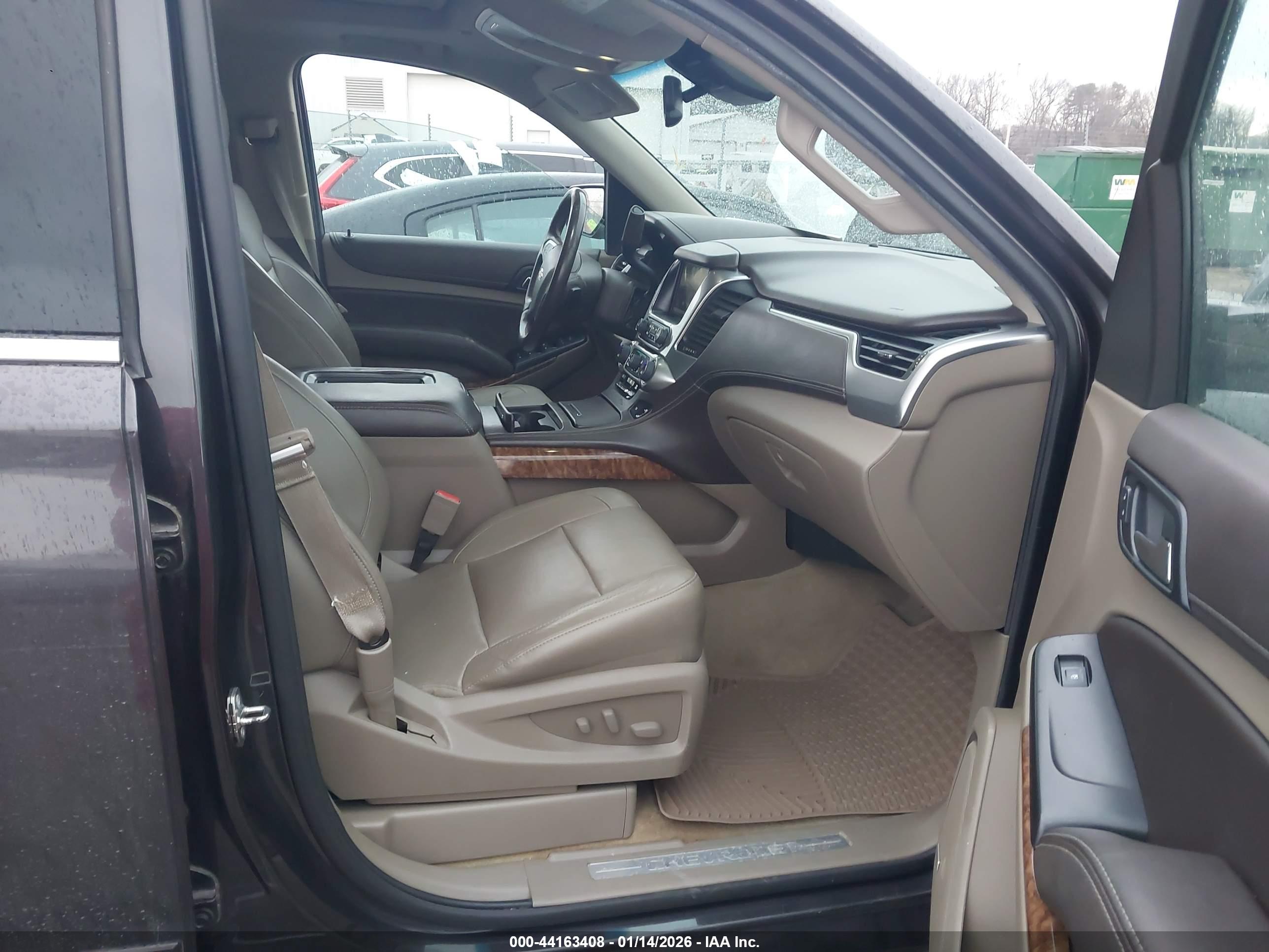 CHEVROLET TAHOE image 5