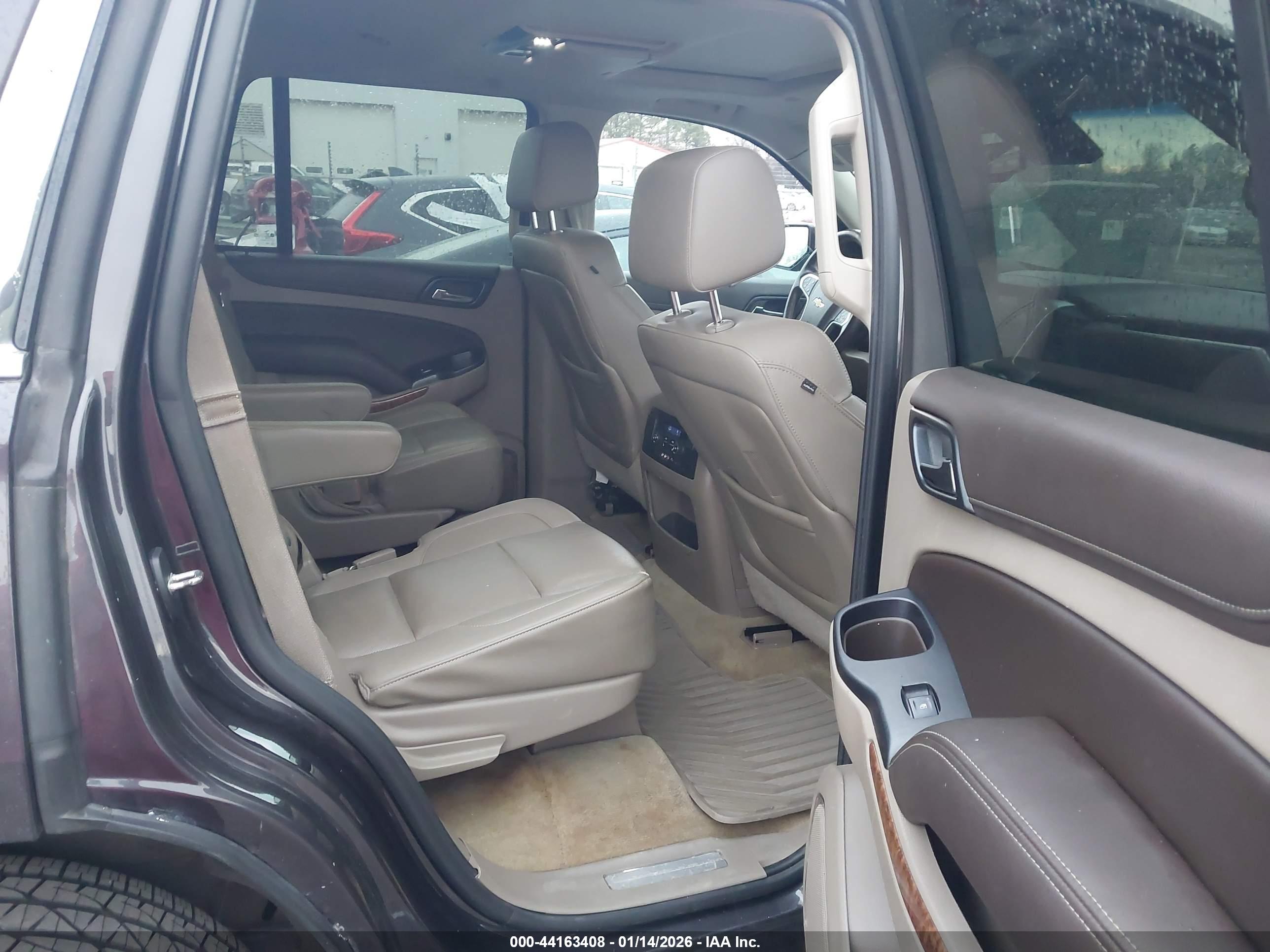 CHEVROLET TAHOE image 8