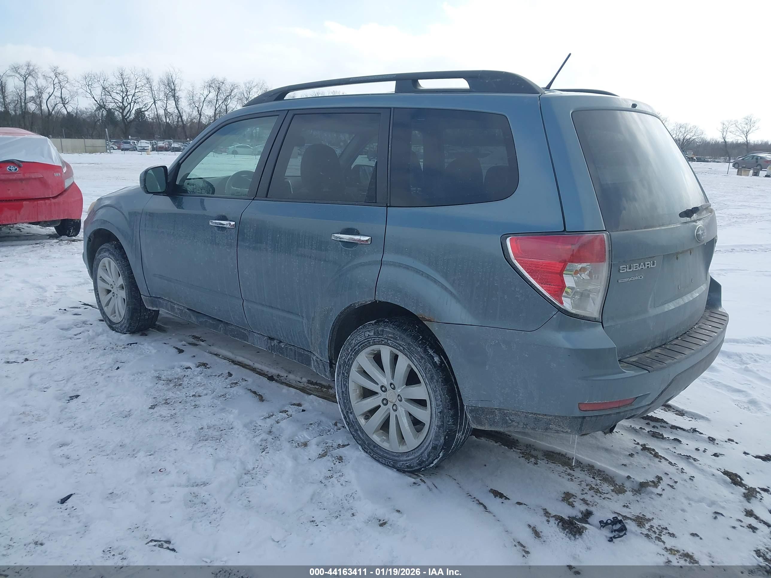 SUBARU FORESTER image 3