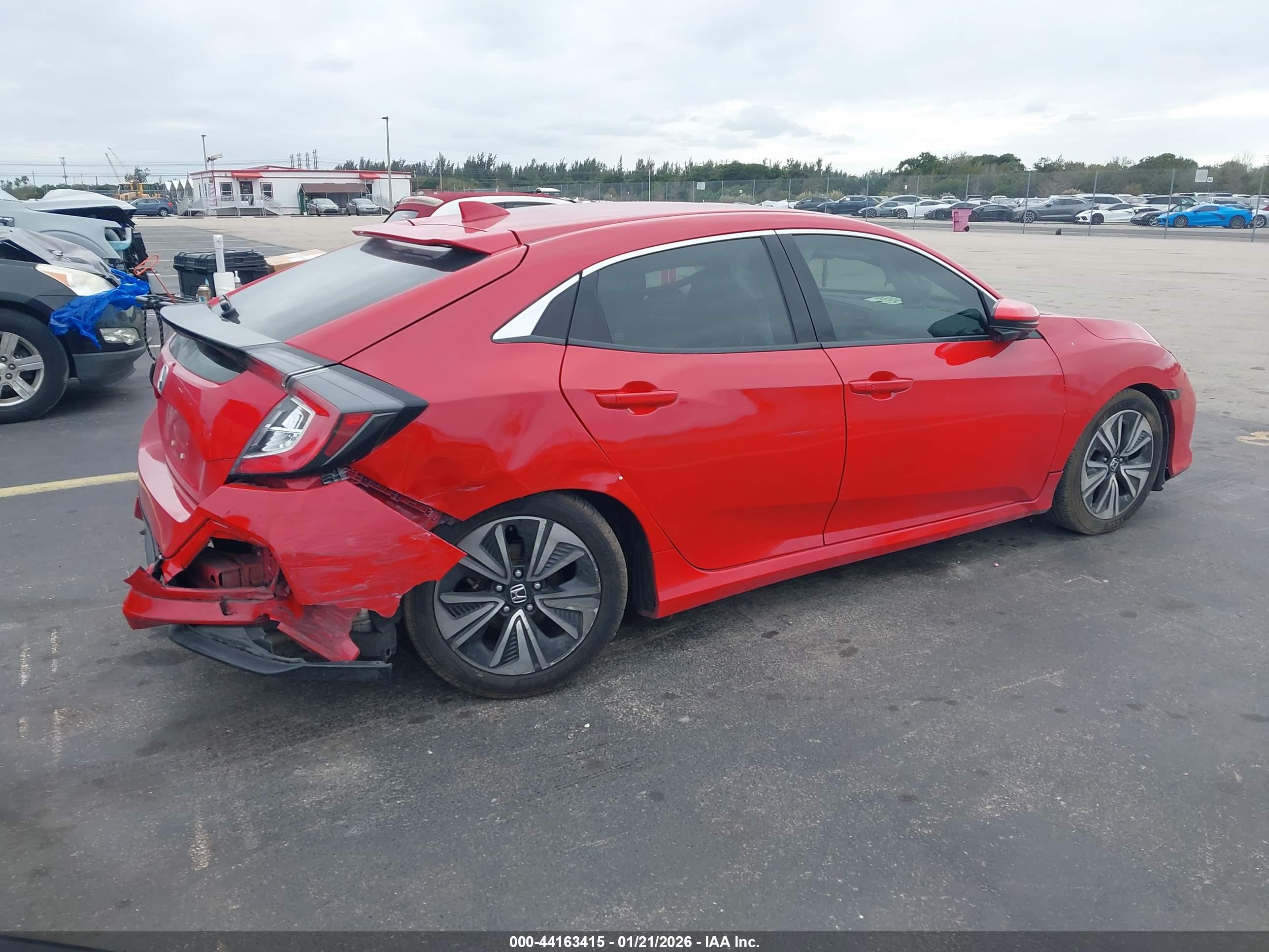 HONDA CIVIC image 4