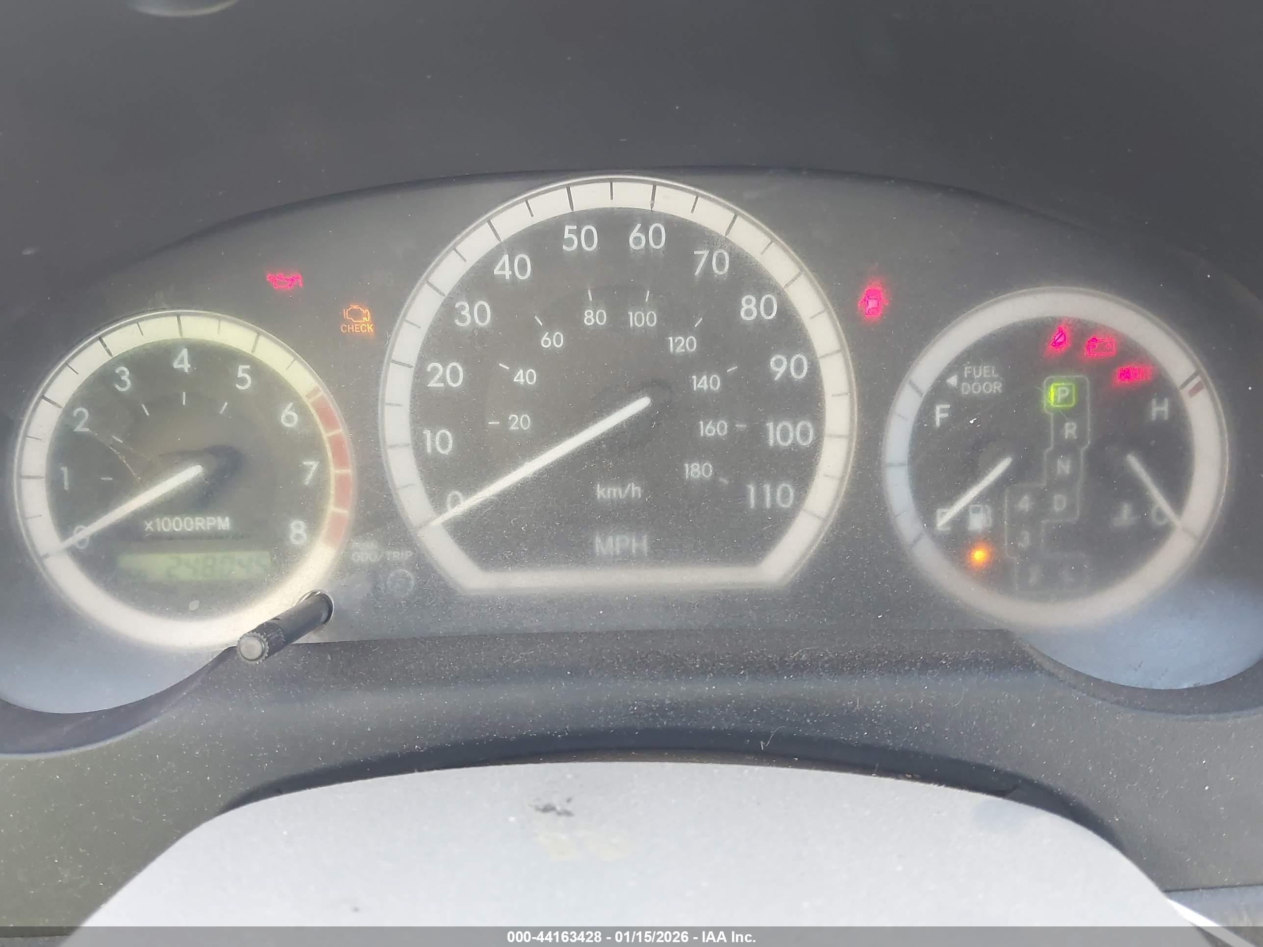 TOYOTA SIENNA image 7