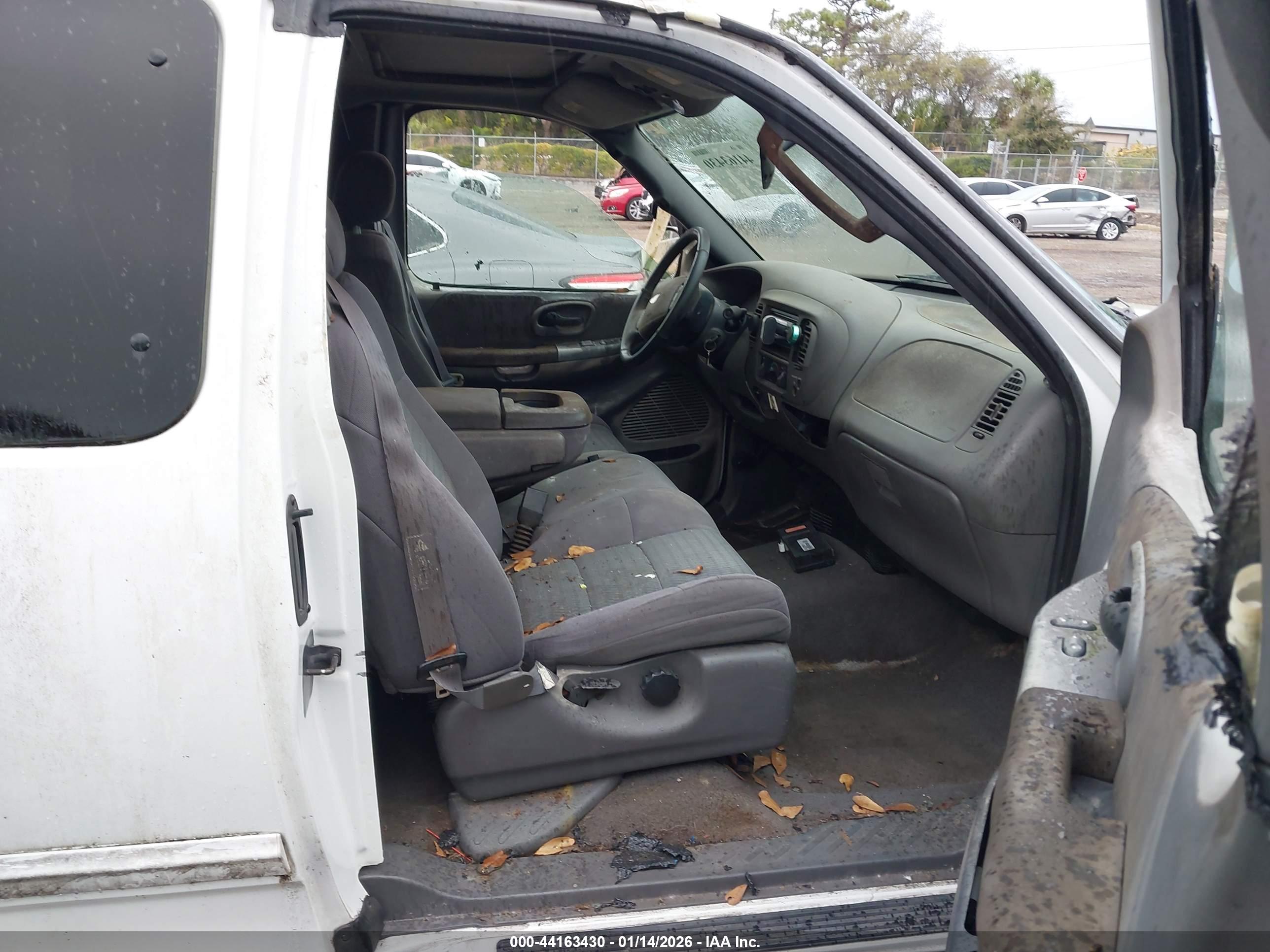 FORD F-150 image 5