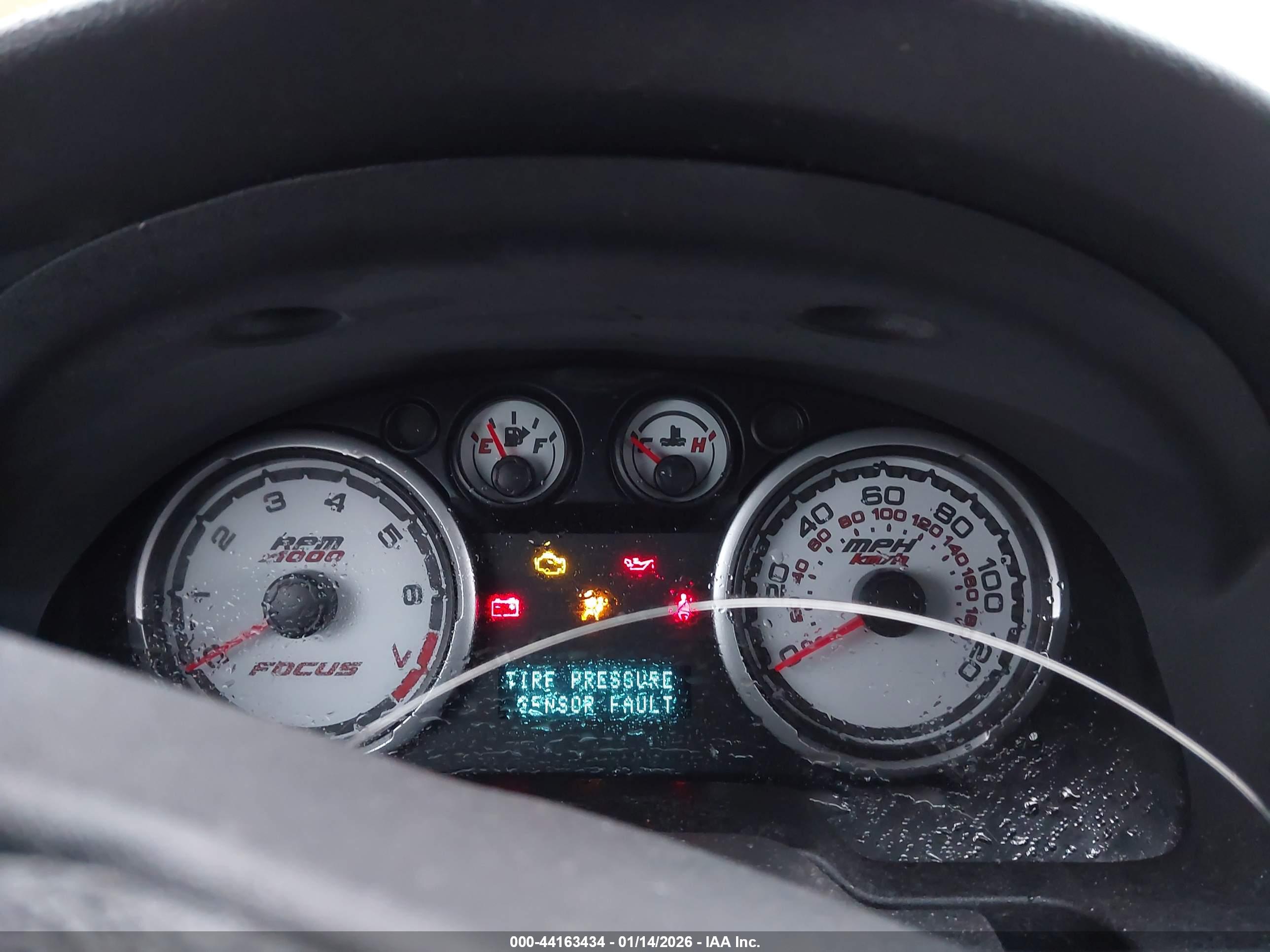 FORD FOCUS image 7