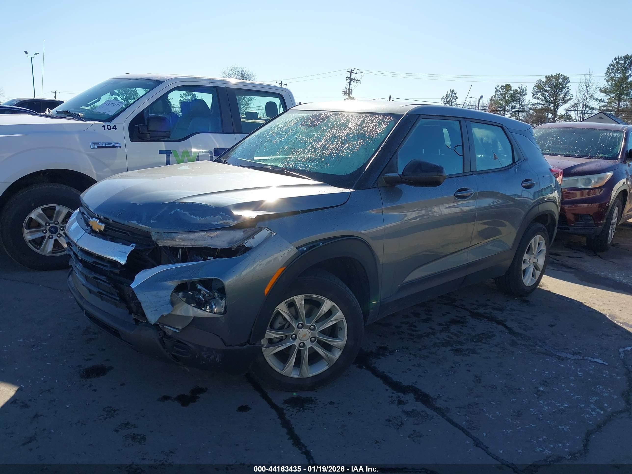 CHEVROLET TRAILBLAZER image 2