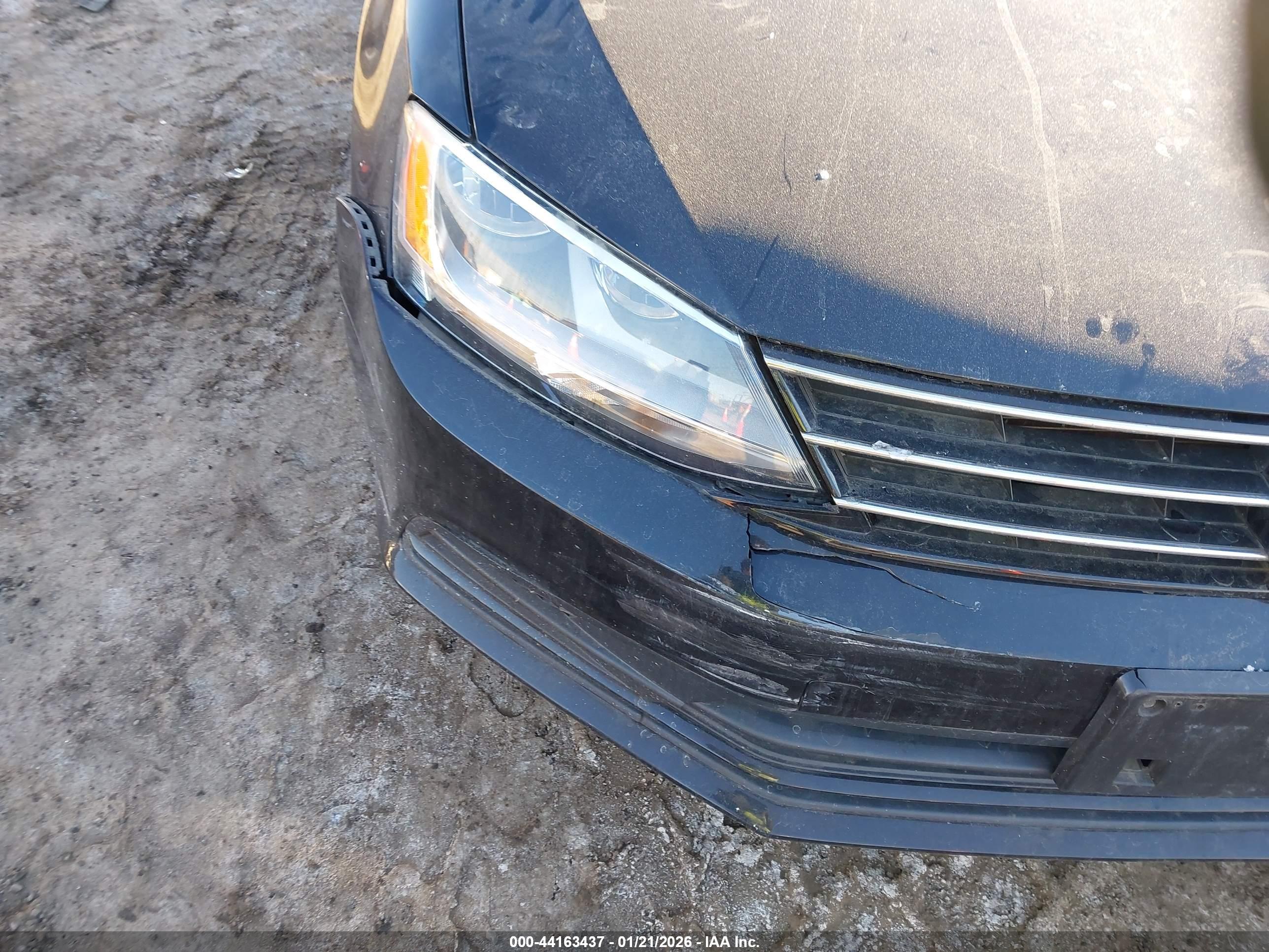 VOLKSWAGEN JETTA image 6