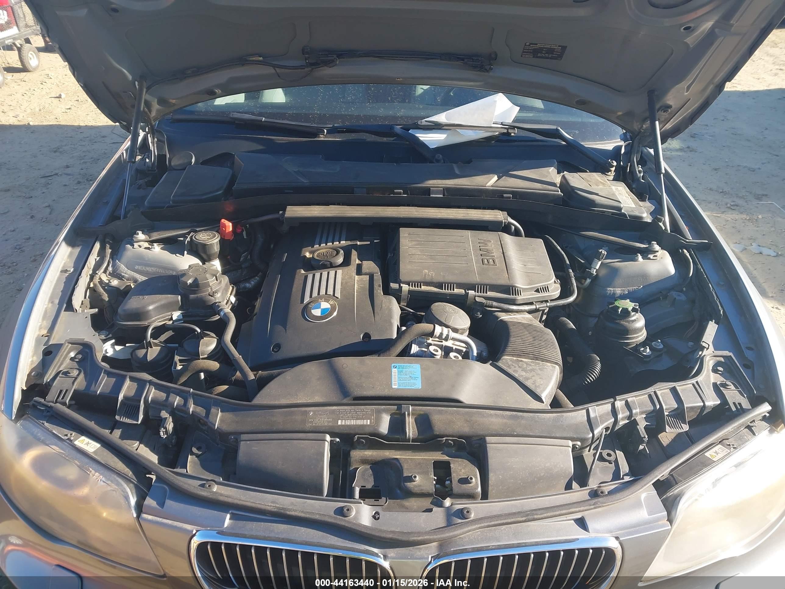 BMW 135I image 10