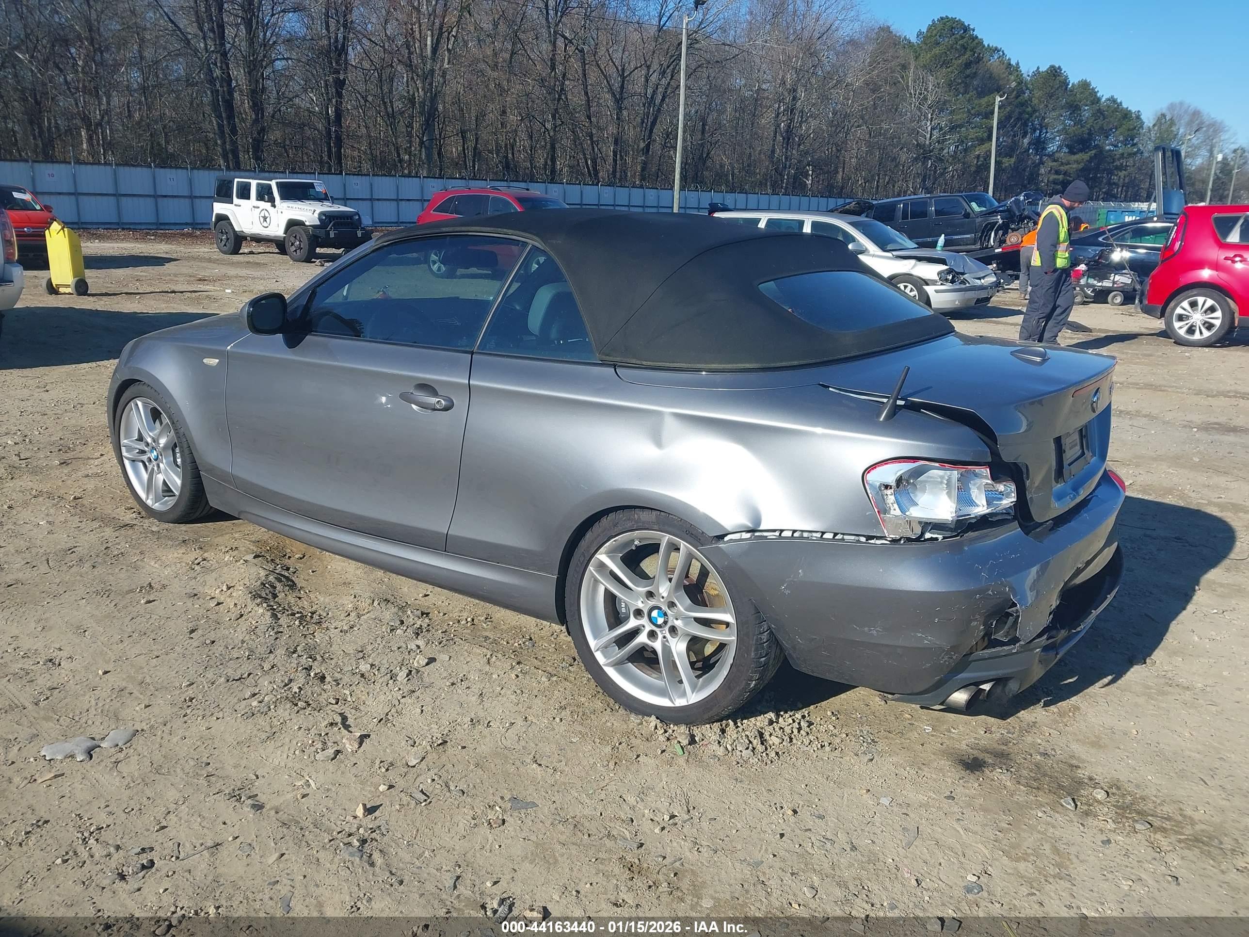 BMW 135I image 3