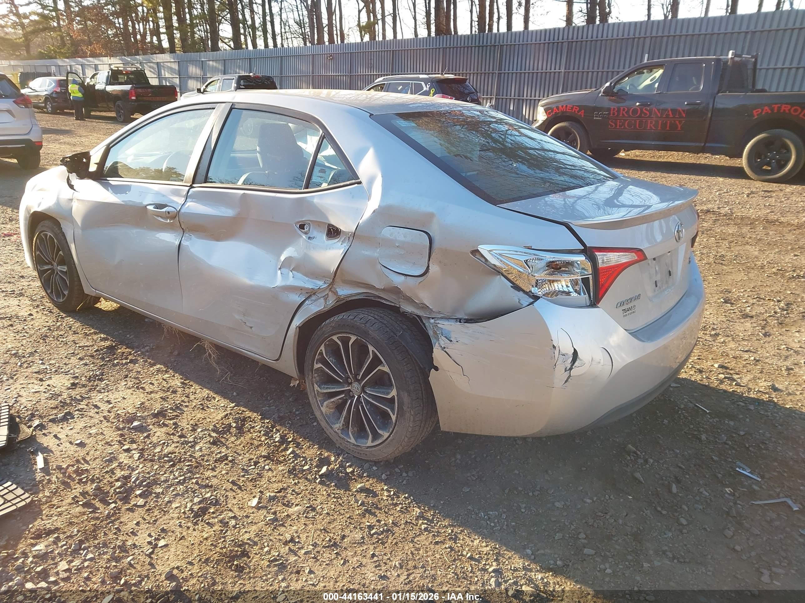 TOYOTA COROLLA image 3