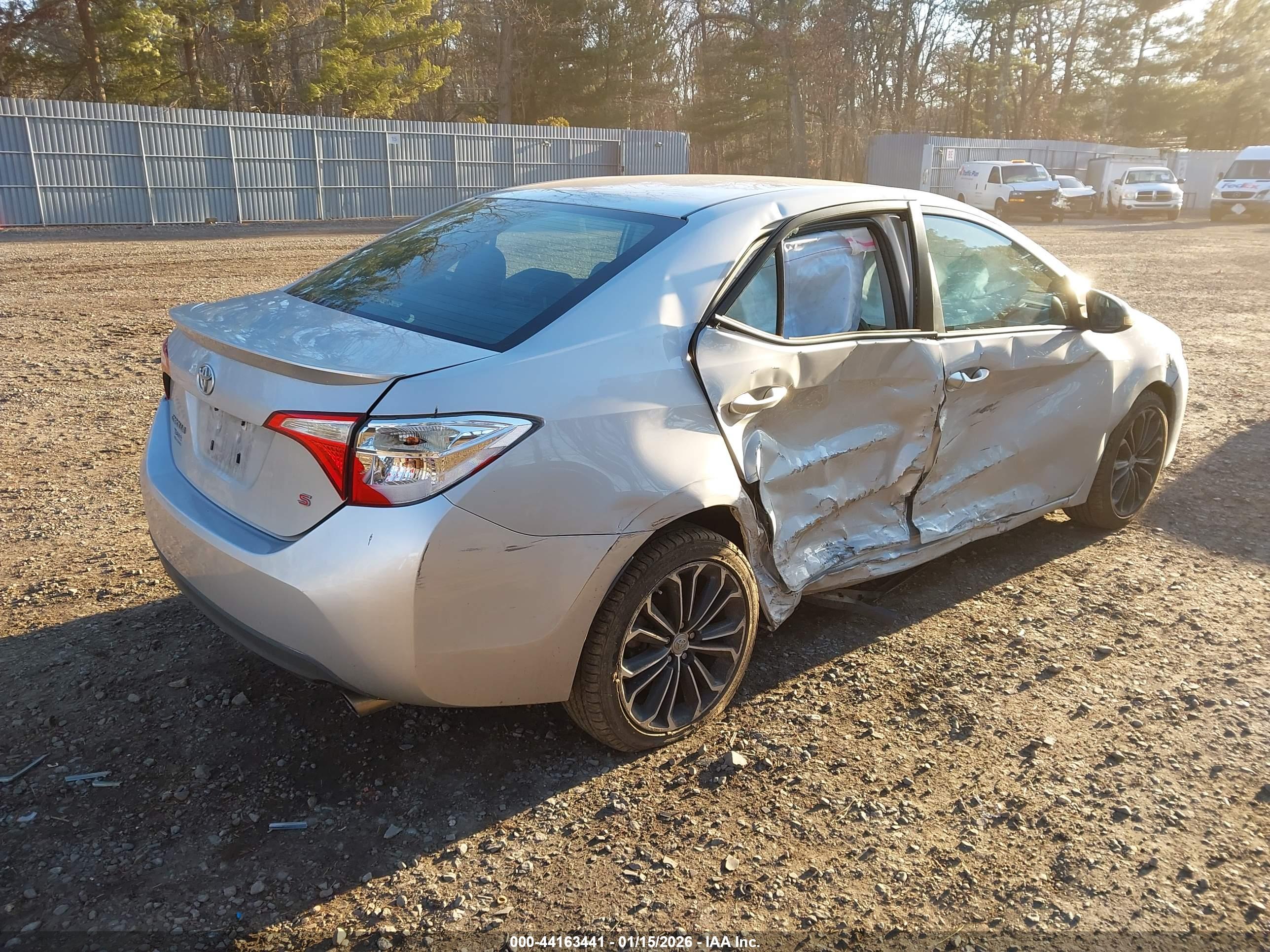 TOYOTA COROLLA image 4