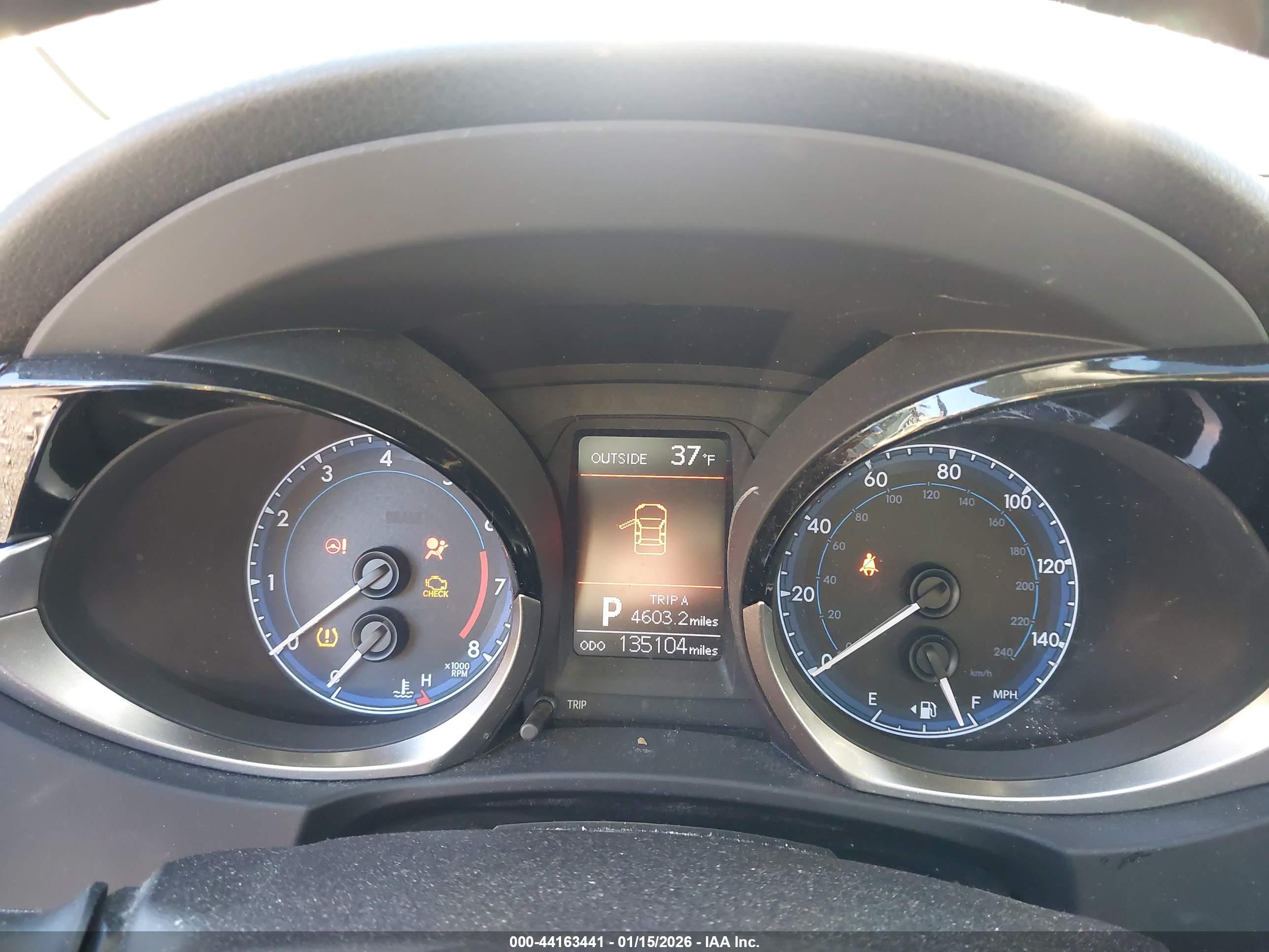TOYOTA COROLLA image 7