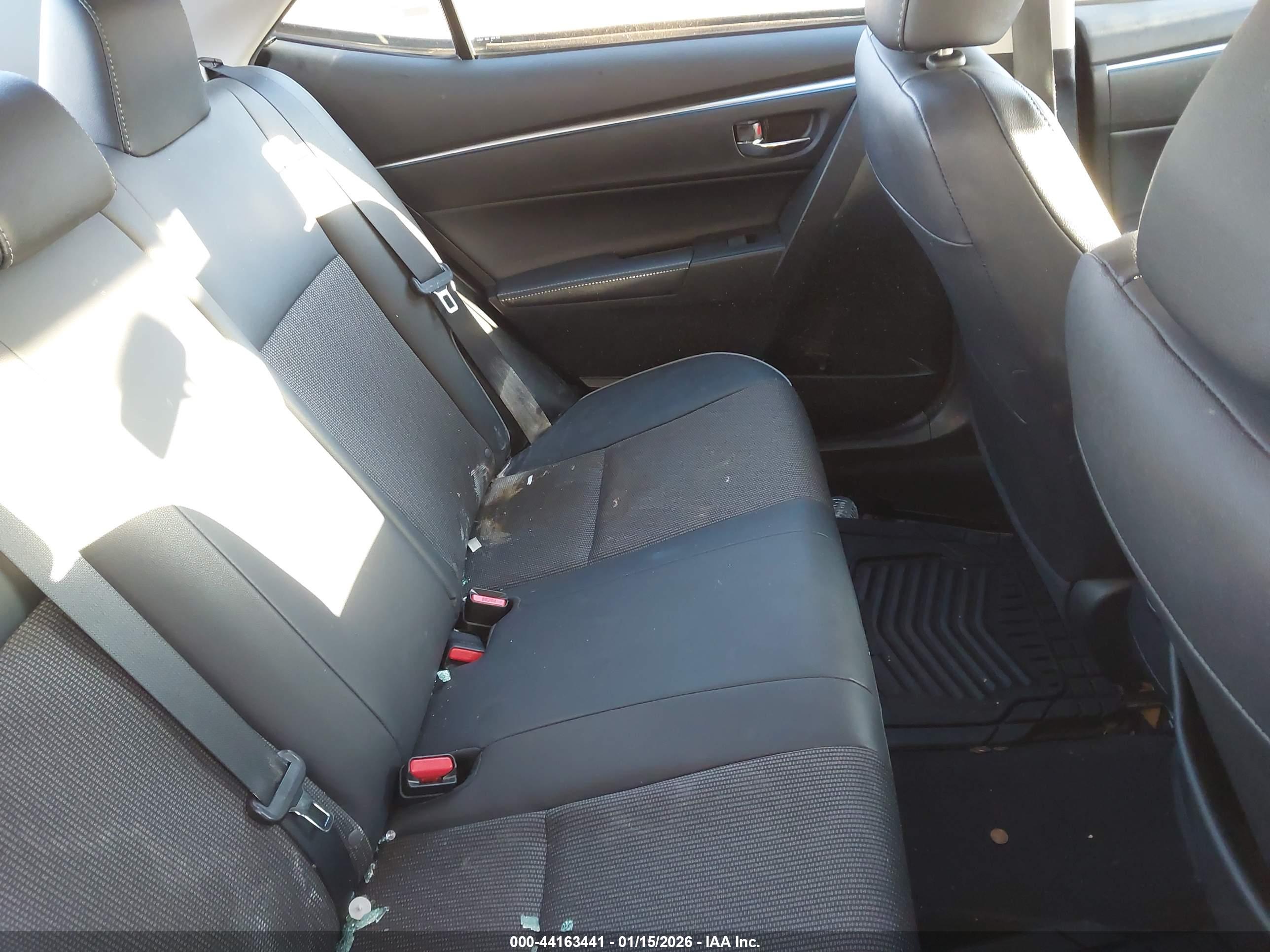 TOYOTA COROLLA image 8