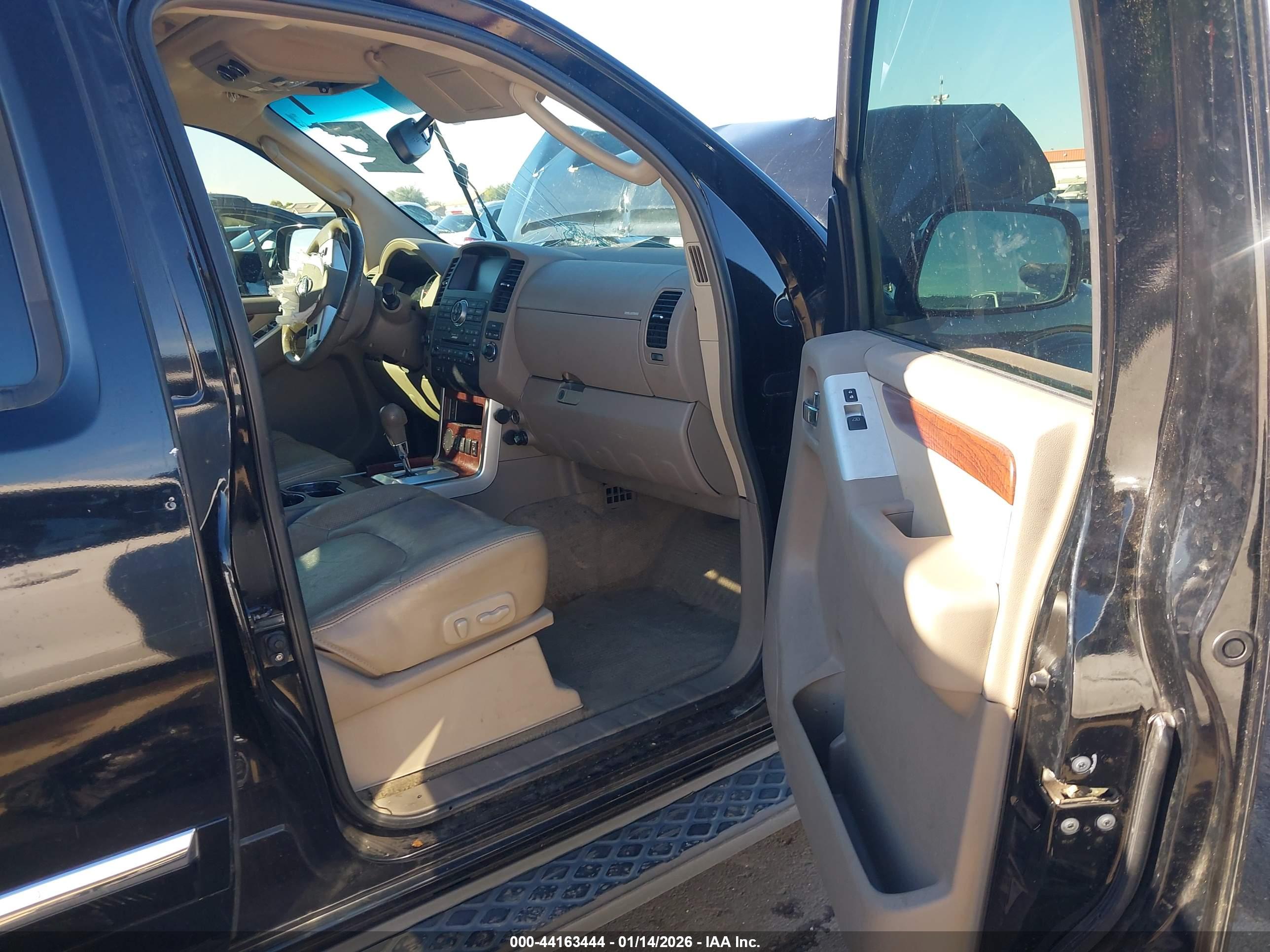 NISSAN PATHFINDER image 5