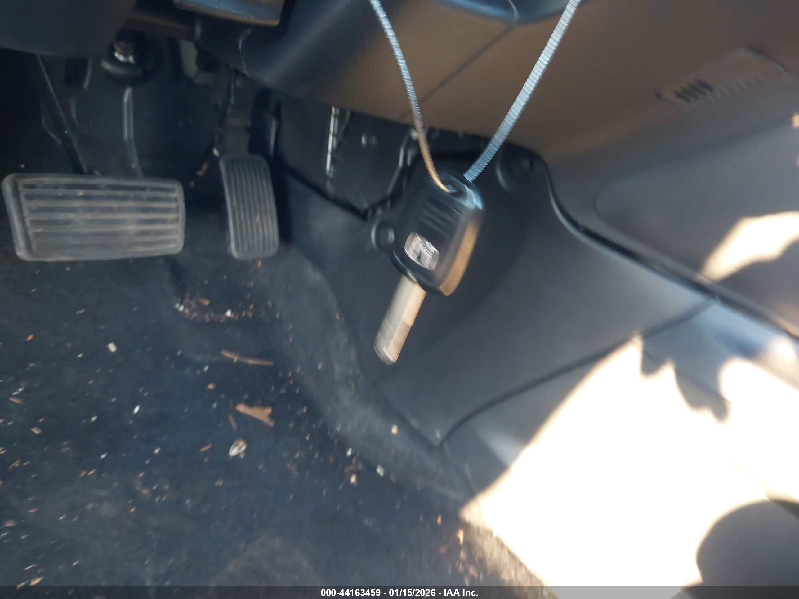HONDA CR-V image 11