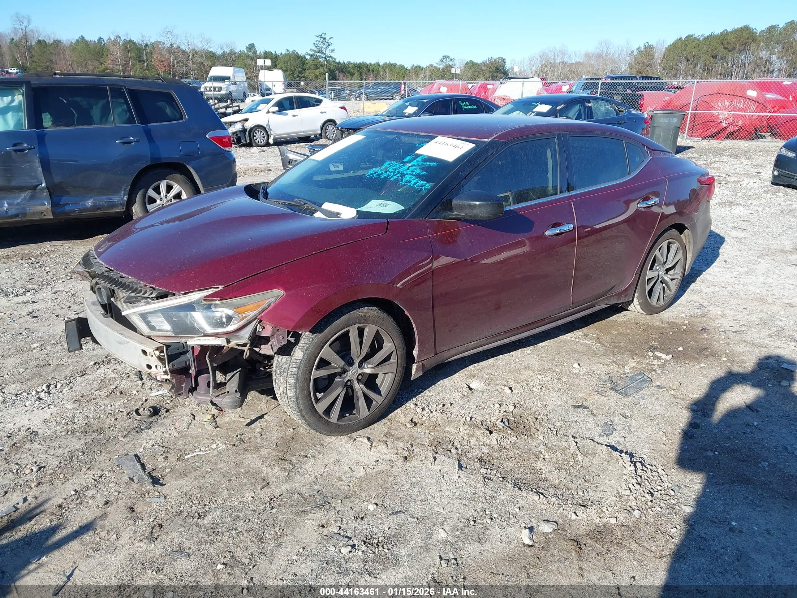 NISSAN MAXIMA image 2