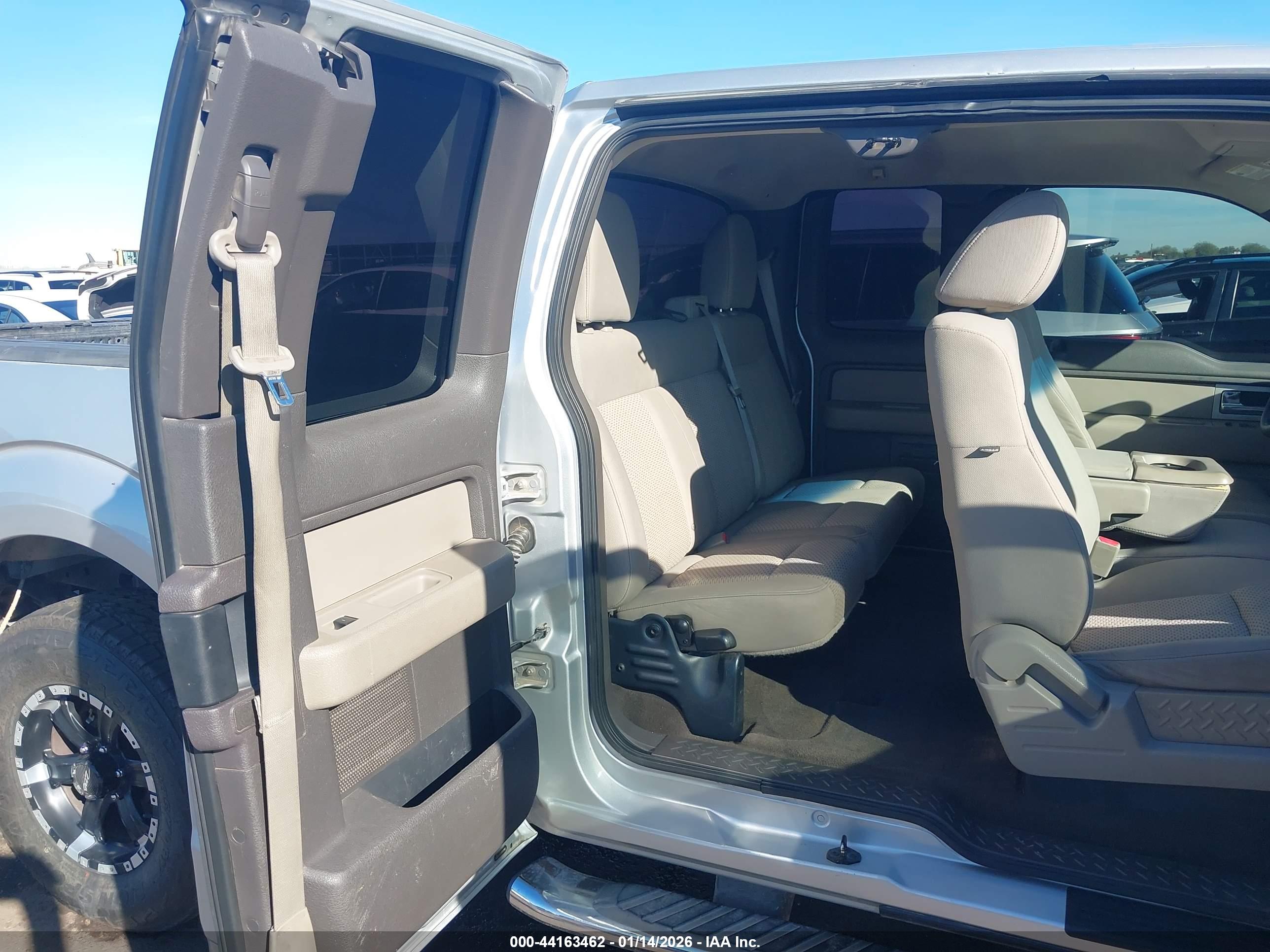 FORD F-150 image 8