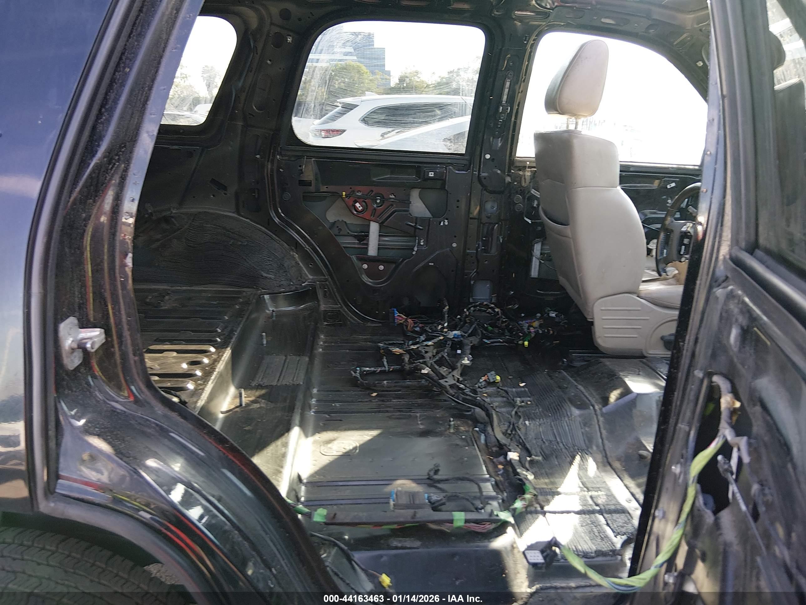 CHEVROLET TAHOE image 8
