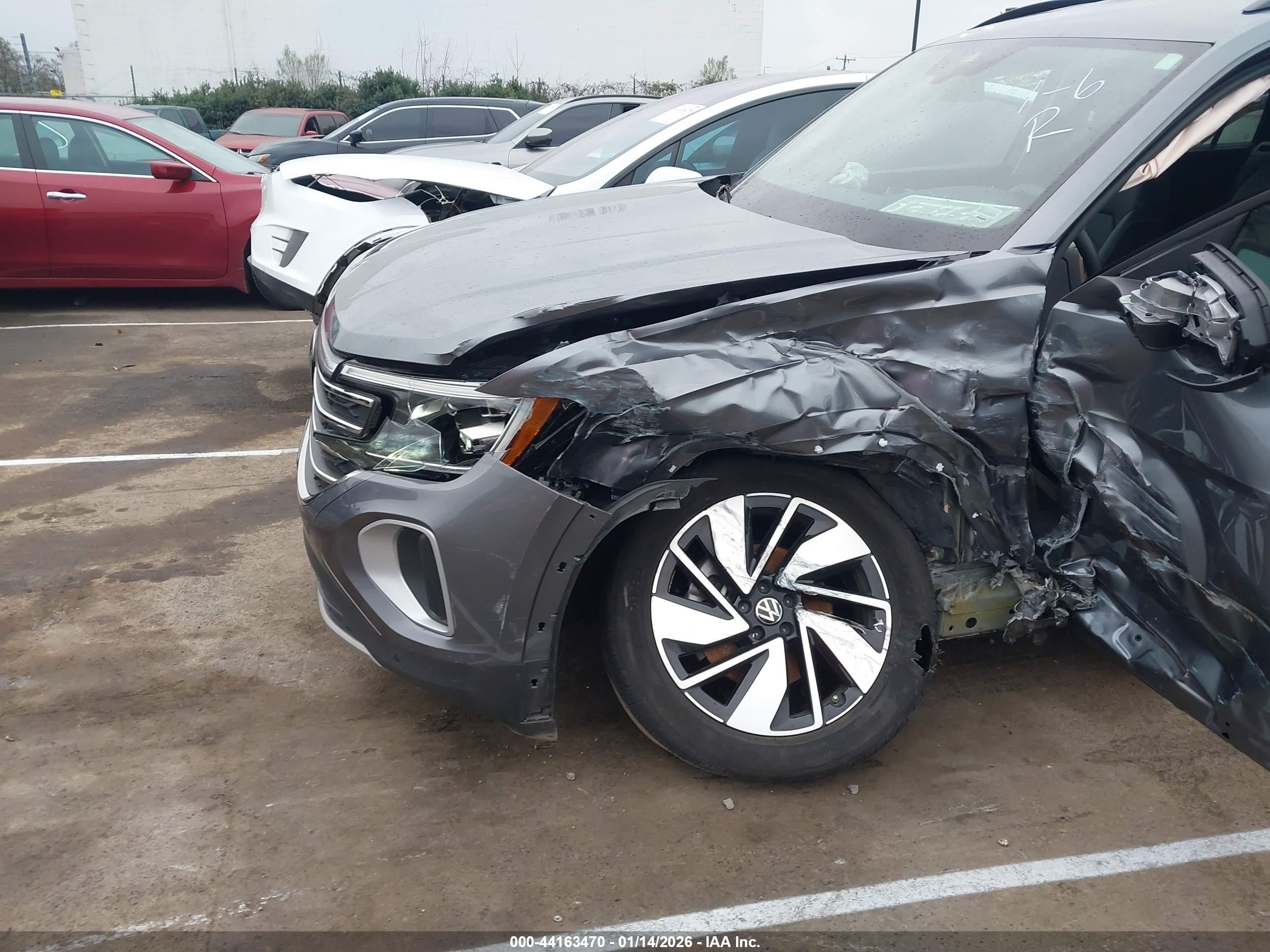 VOLKSWAGEN ATLAS image 6