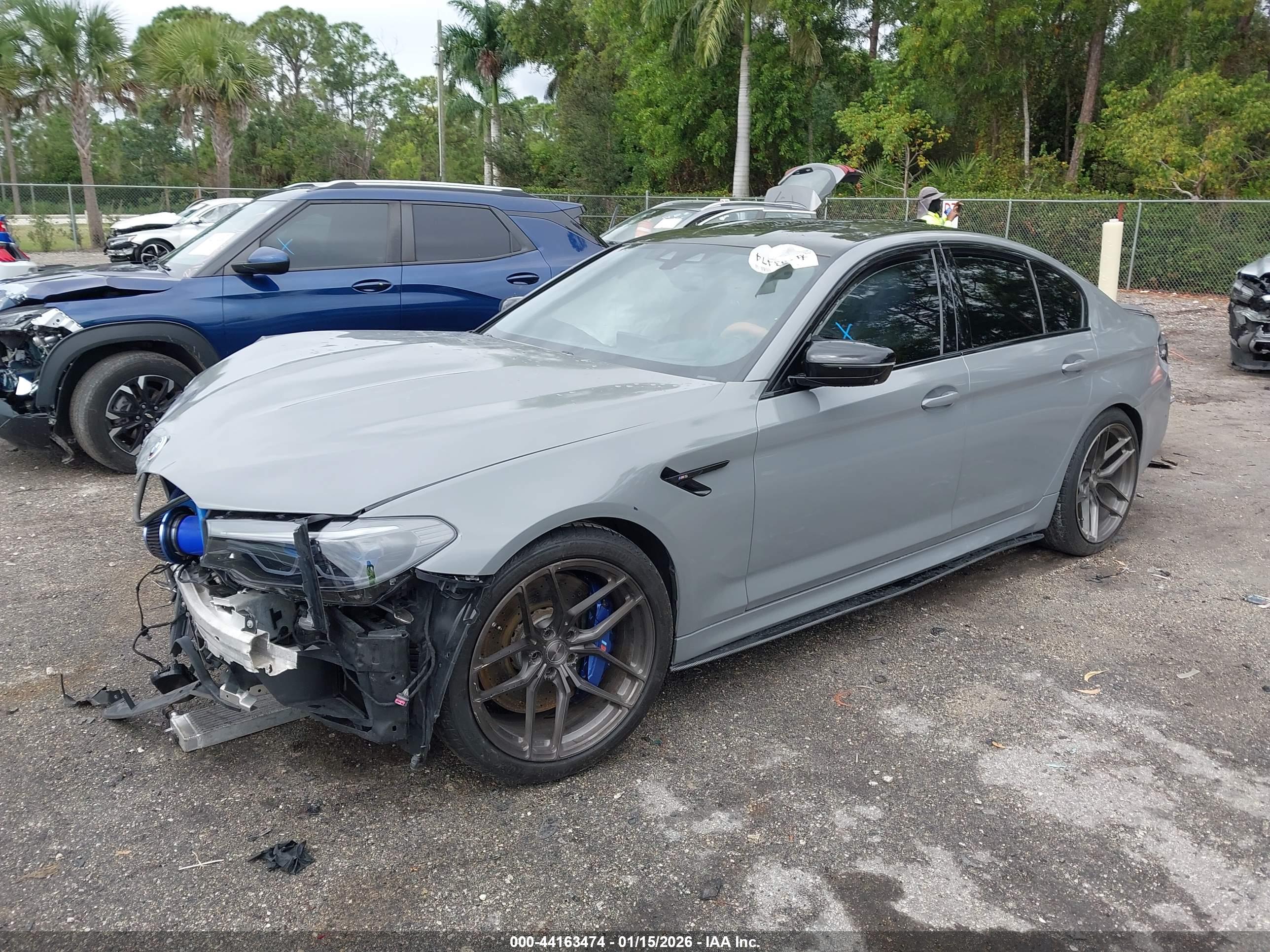 BMW M5 image 2
