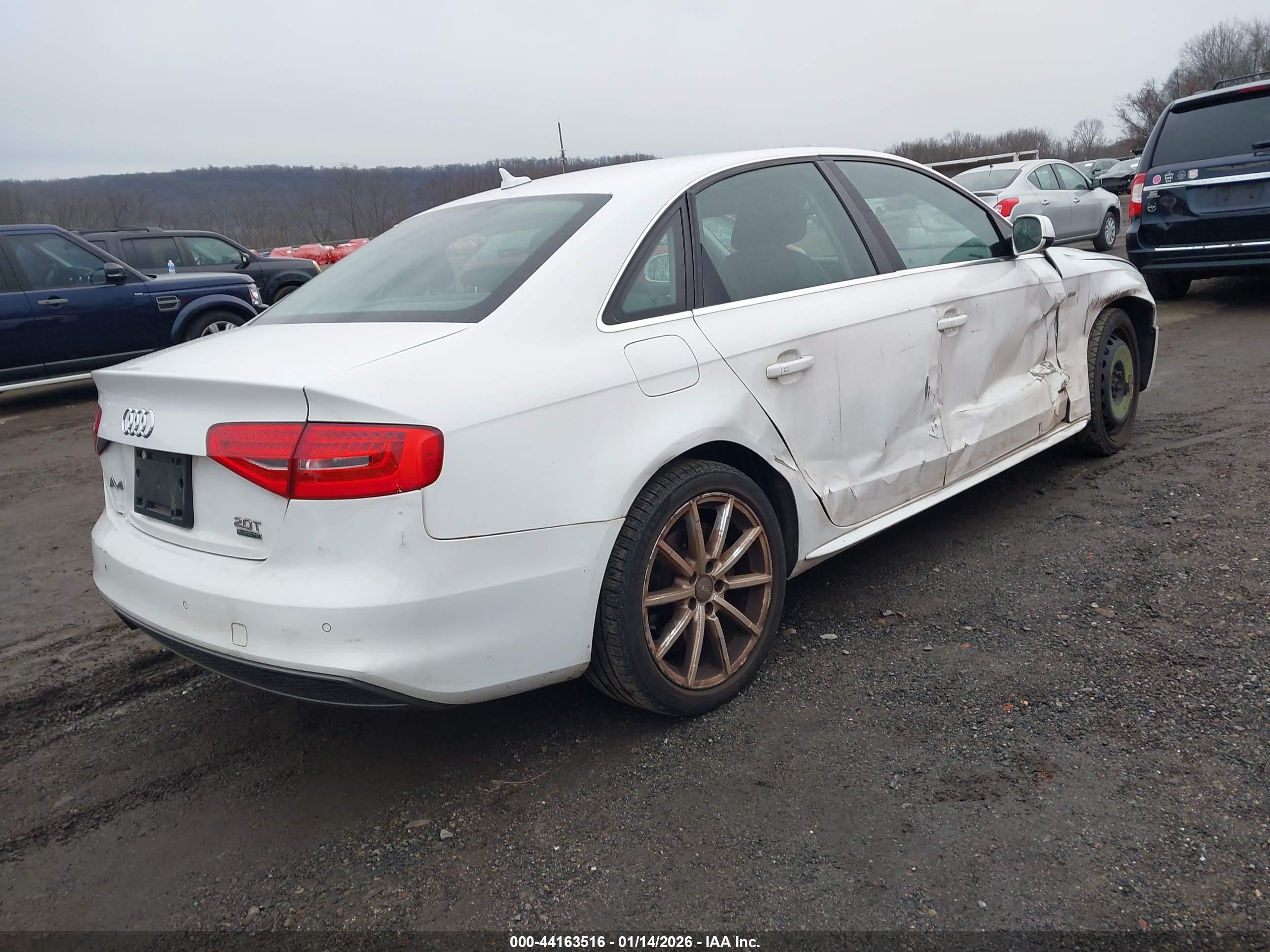 AUDI A4 image 4