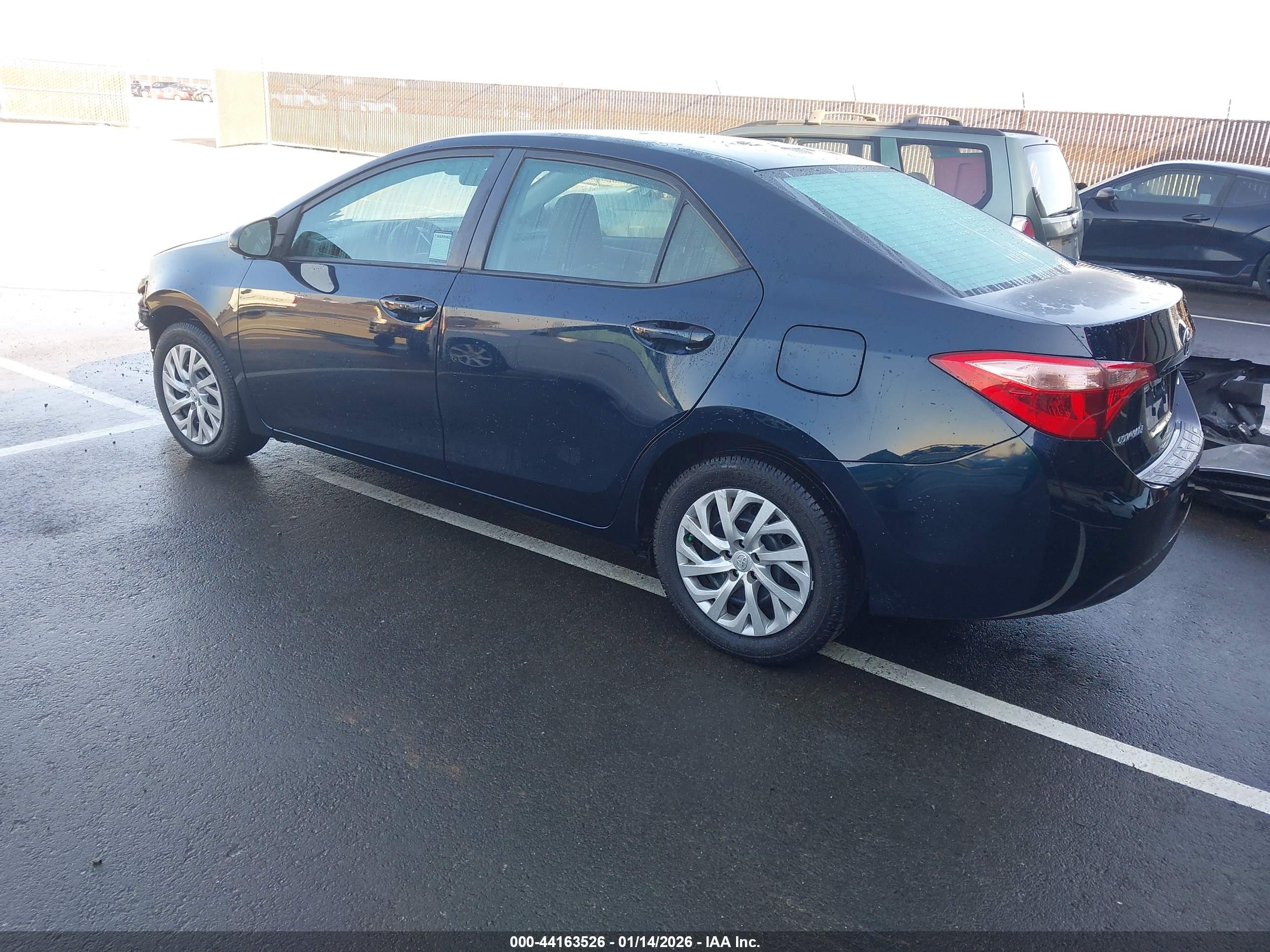 TOYOTA COROLLA image 3