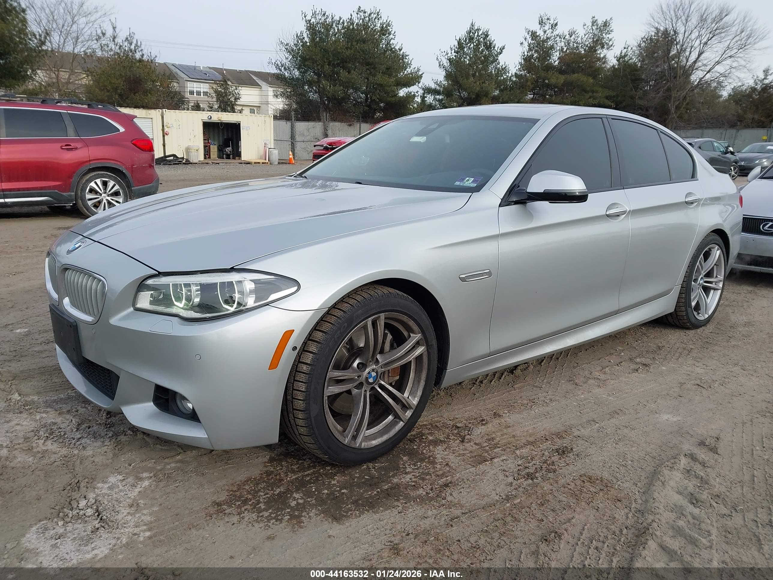 BMW 550I image 2