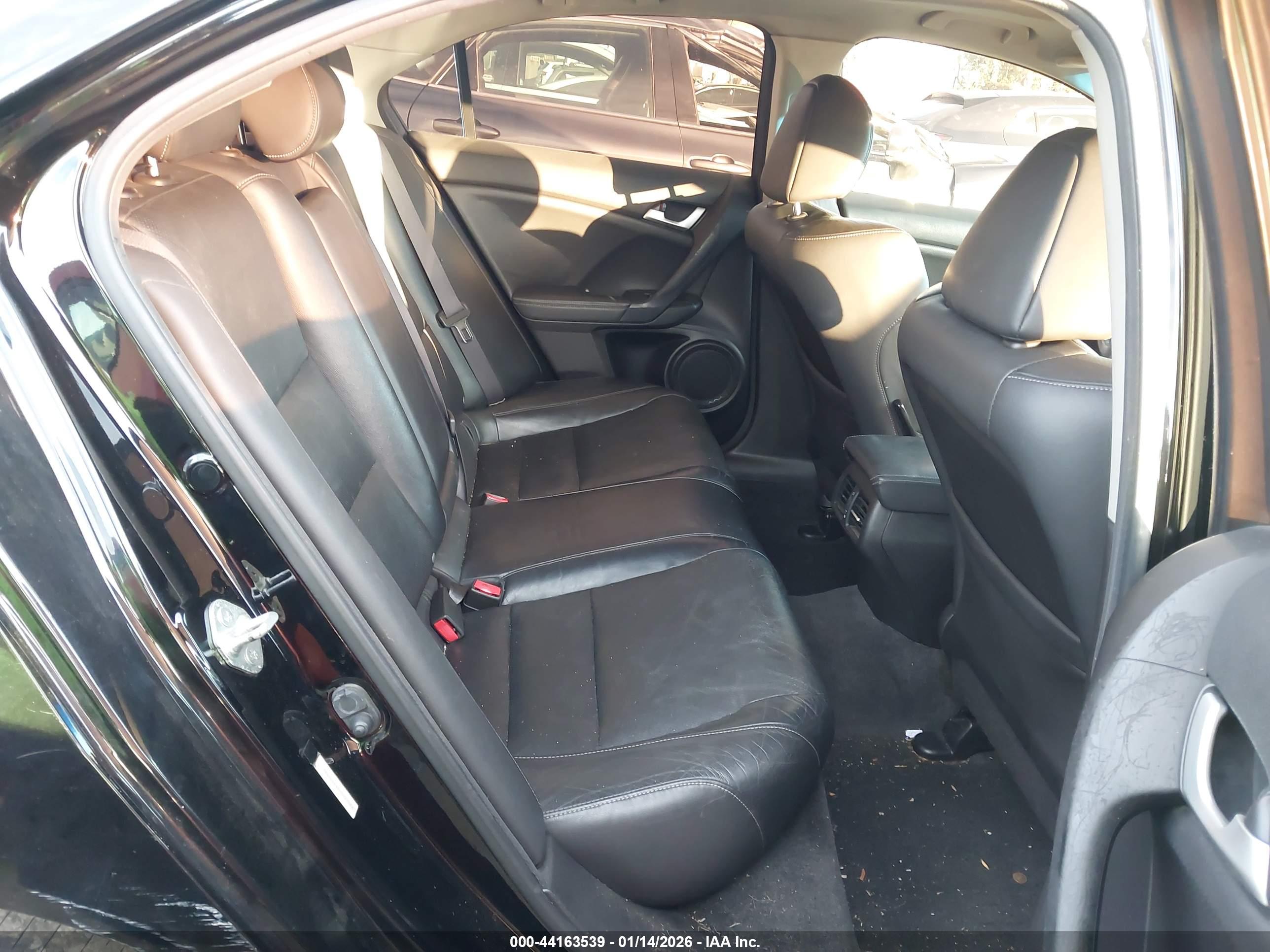 ACURA TSX image 8