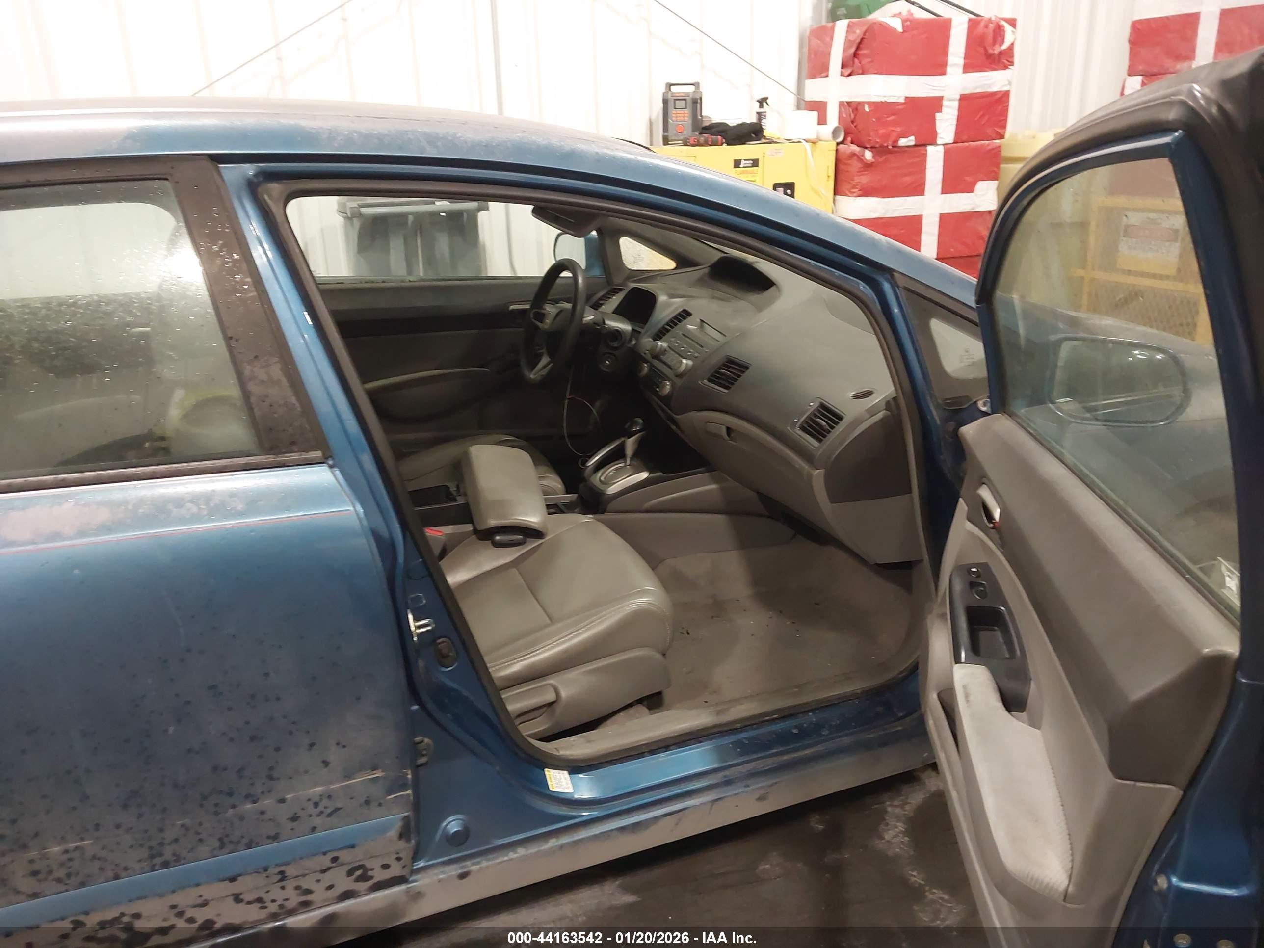 HONDA CIVIC image 5