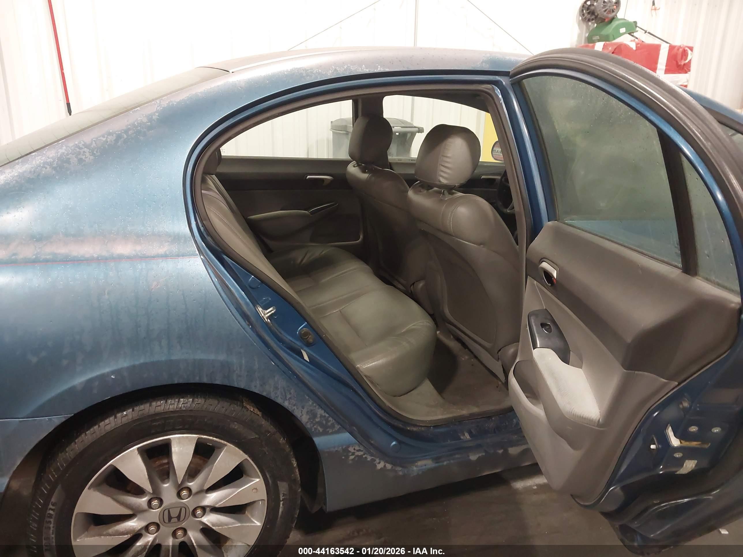 HONDA CIVIC image 8