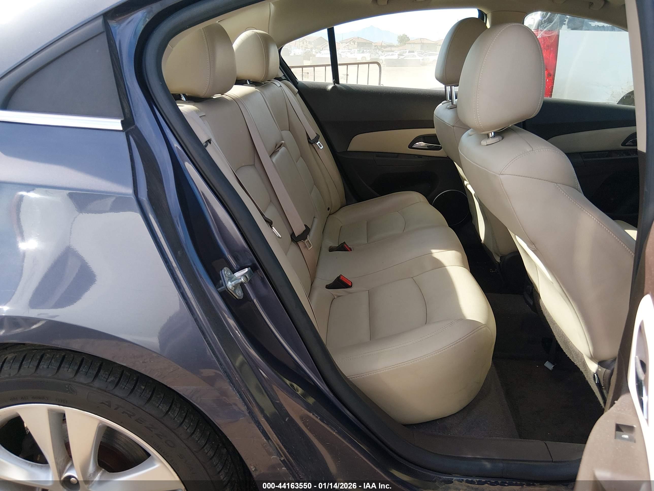 CHEVROLET CRUZE image 8
