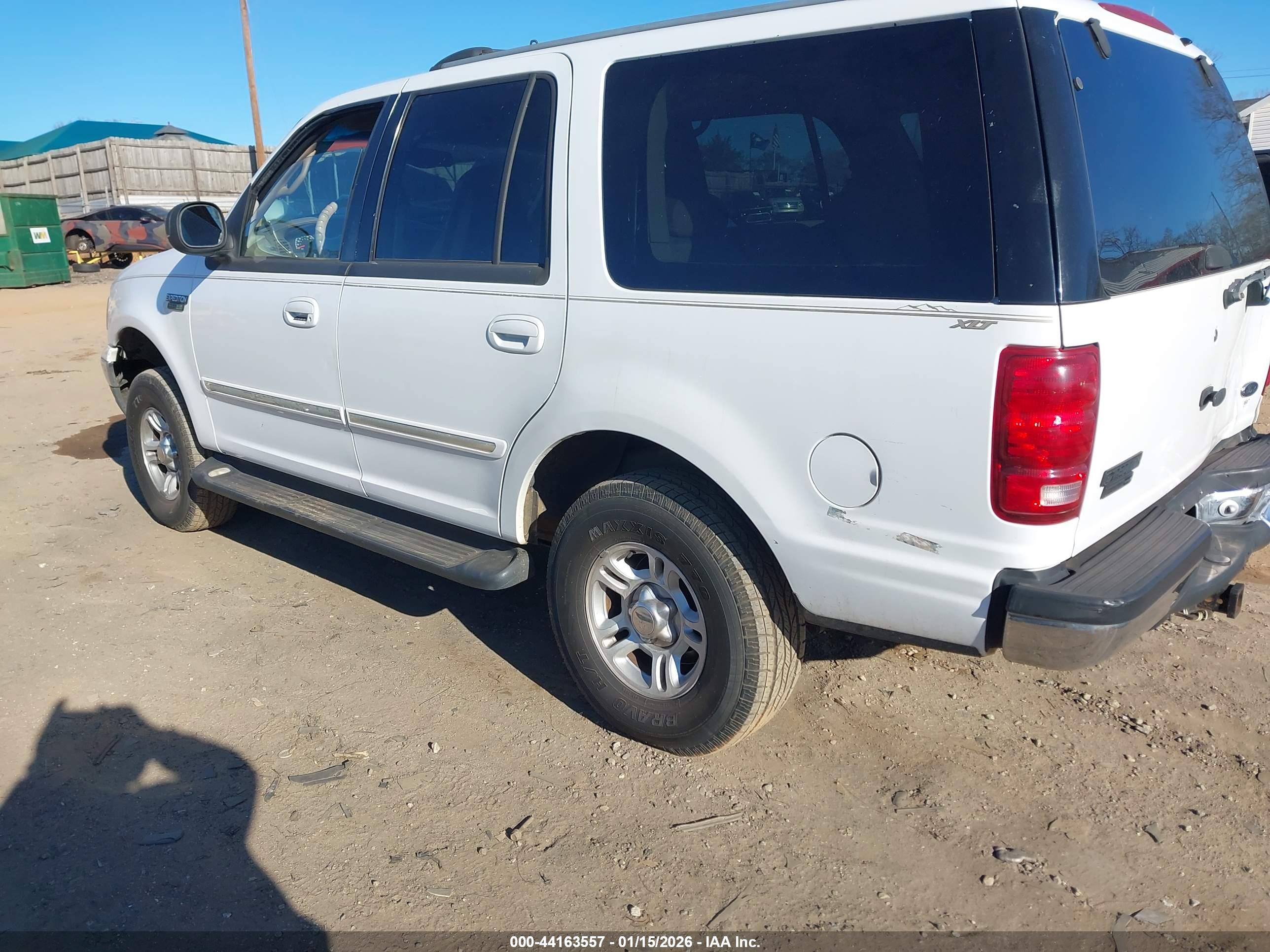 FORD EXPEDITION image 3