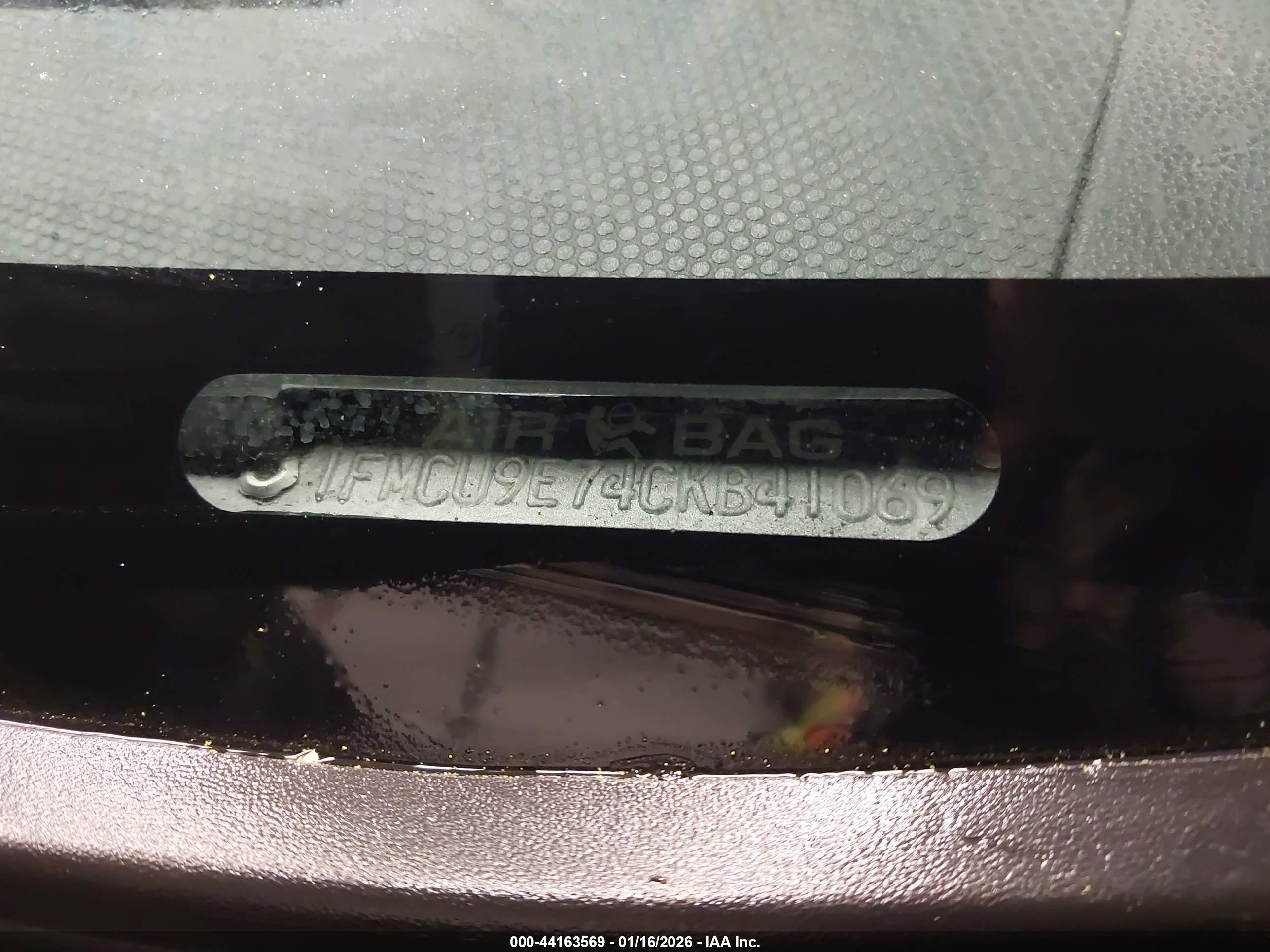 FORD ESCAPE image 9