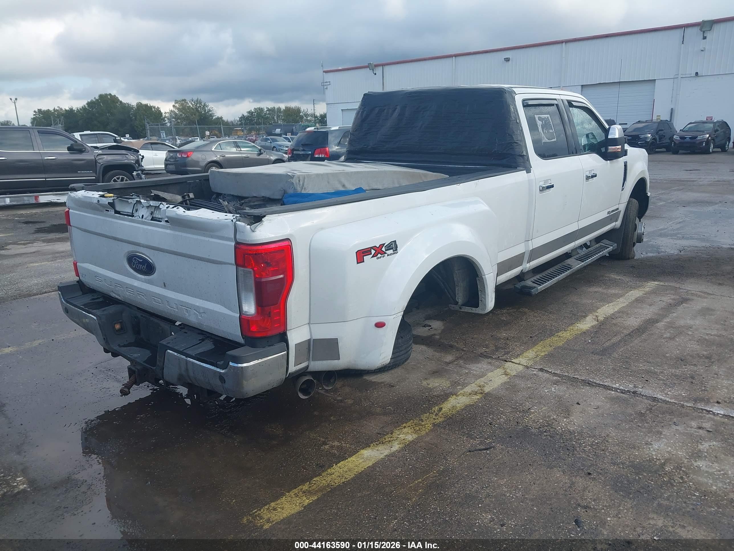 FORD F-350 image 4