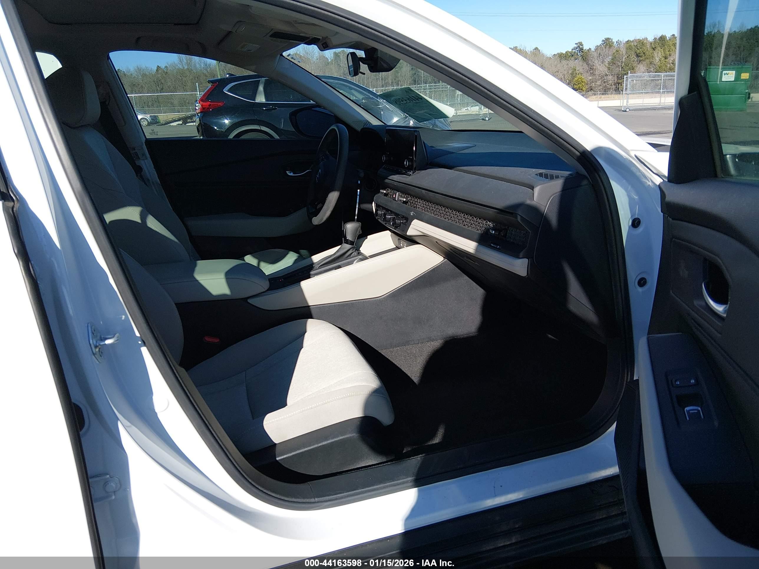 HONDA ACCORD image 5